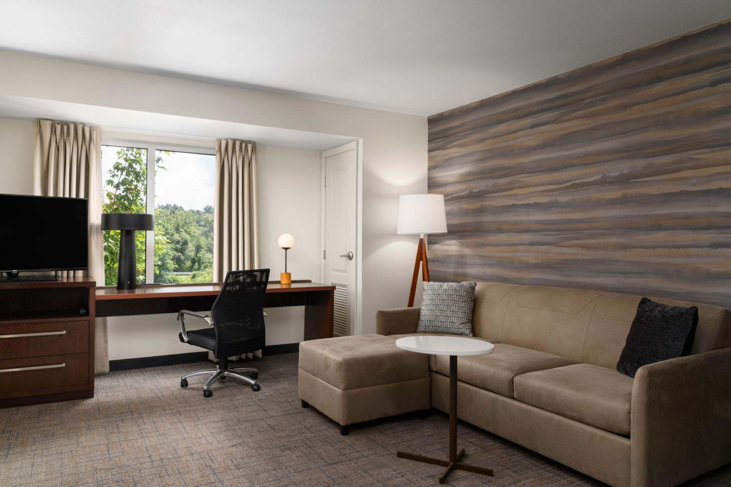 Kingston Vacations - Residence Inn by Marriott Kingston - Property Image 42