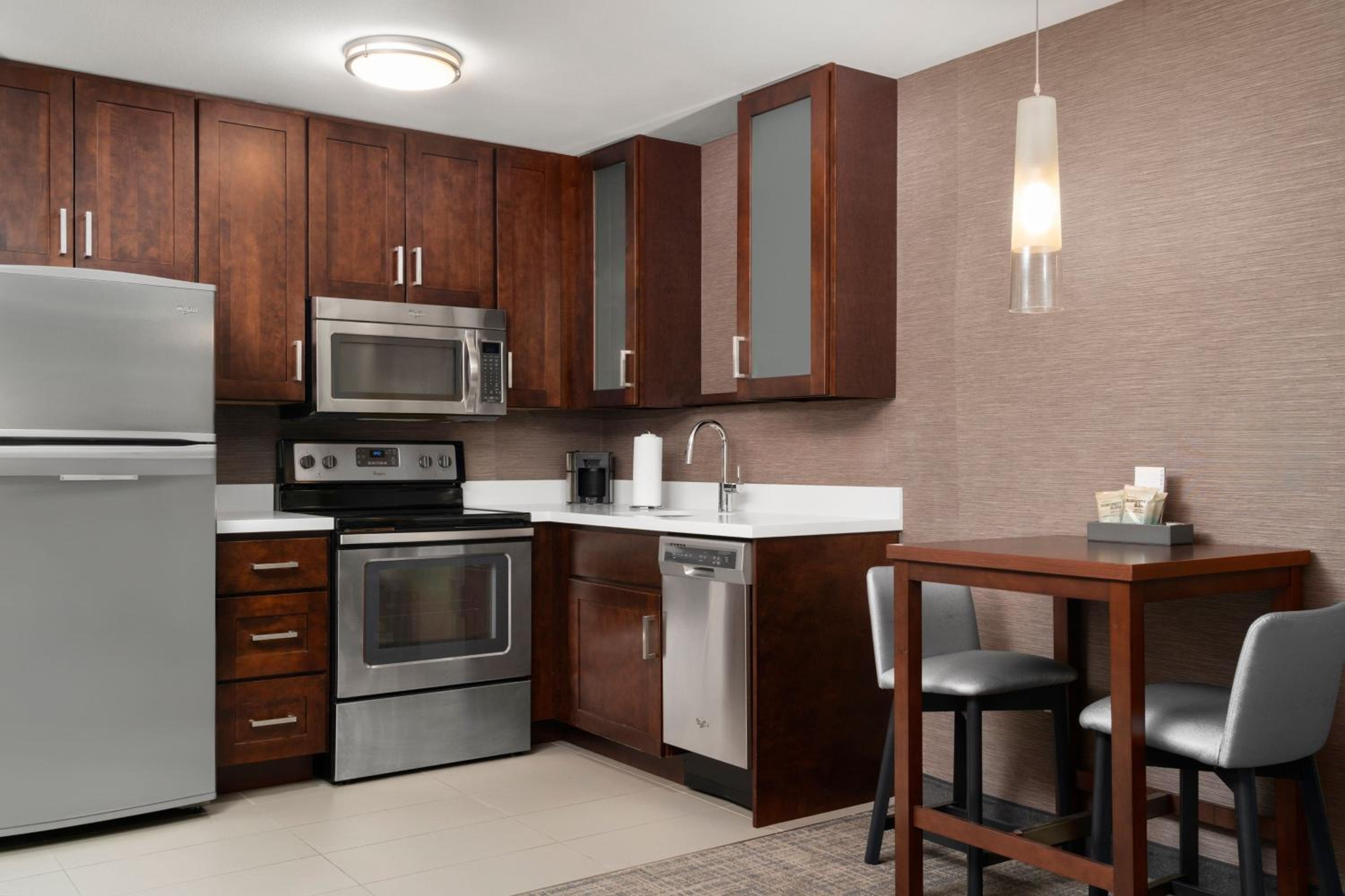 Kingston Vacations - Residence Inn by Marriott Kingston - Property Image 3