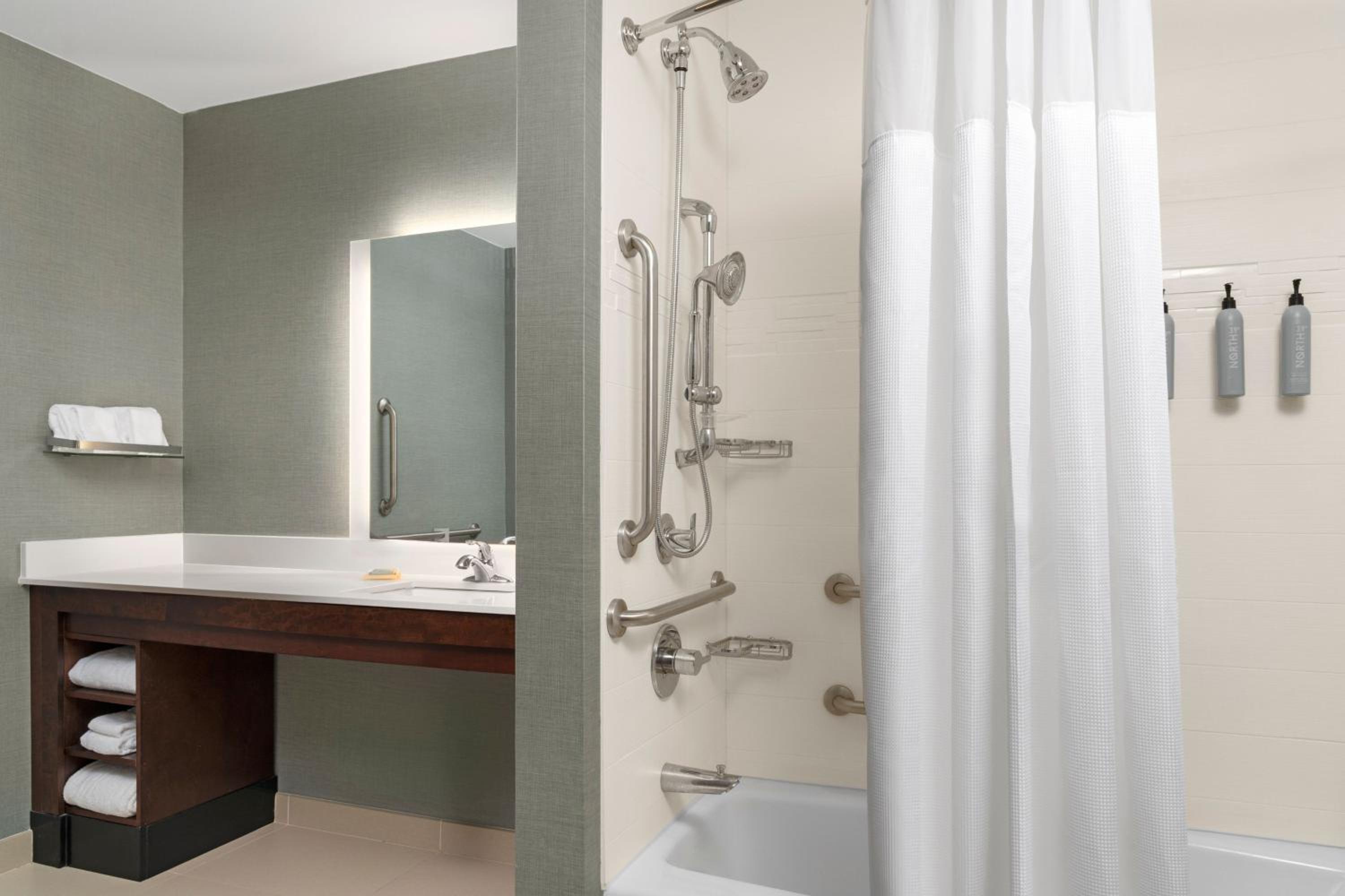 Kingston Vacations - Residence Inn by Marriott Kingston - Property Image 11