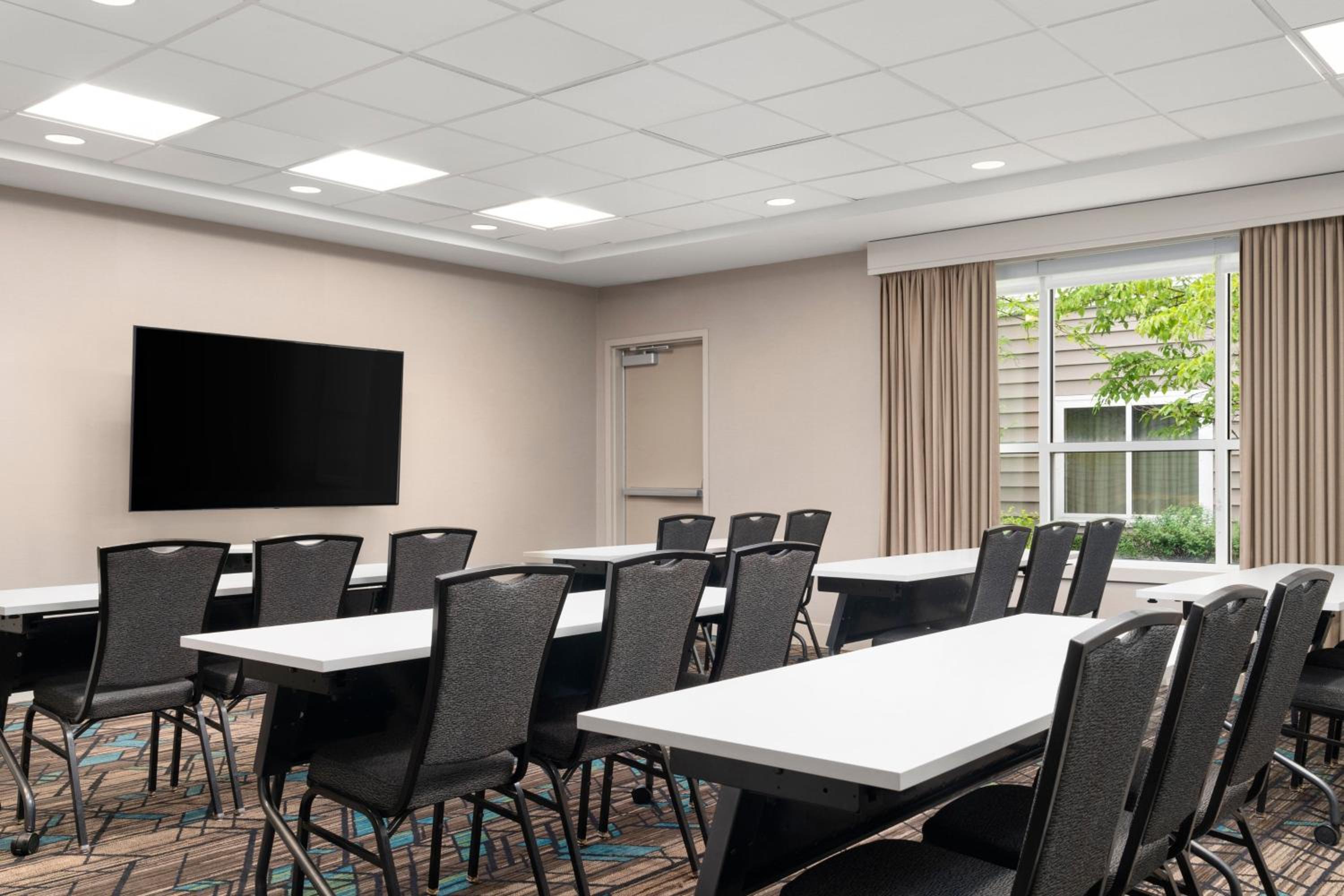 Kingston Vacations - Residence Inn by Marriott Kingston - Property Image 38