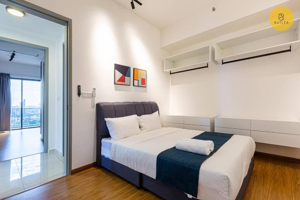 Seaview 2BR Infinity Pool & EasyAccess to Town 191 photo 8