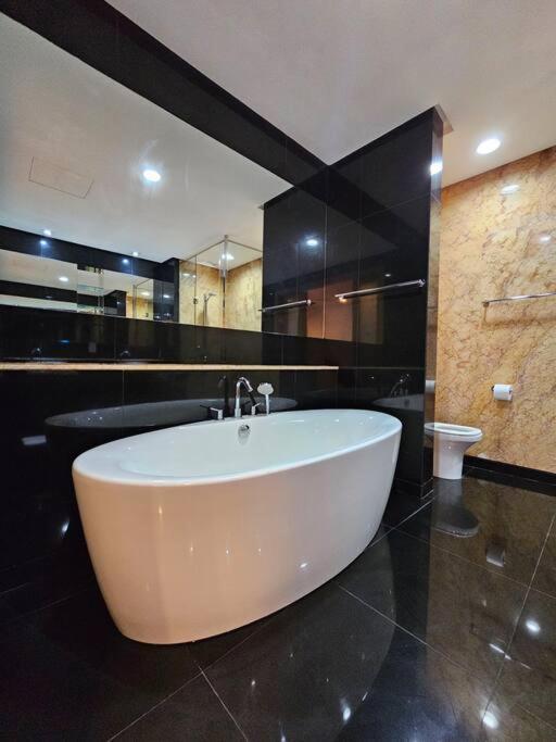 St Mary Pavilion KLCC 3BR6Pax