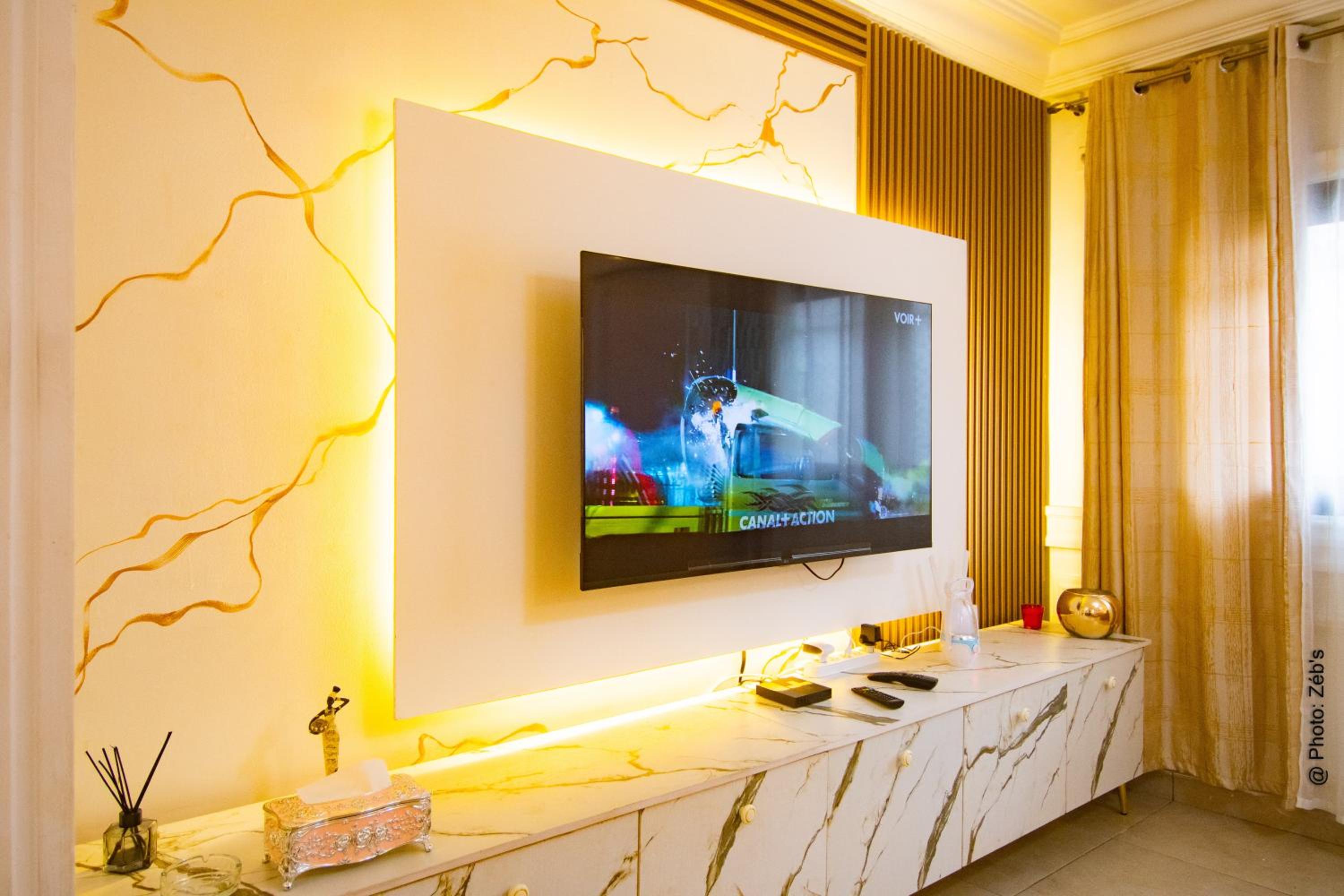 Four Seasons Residence