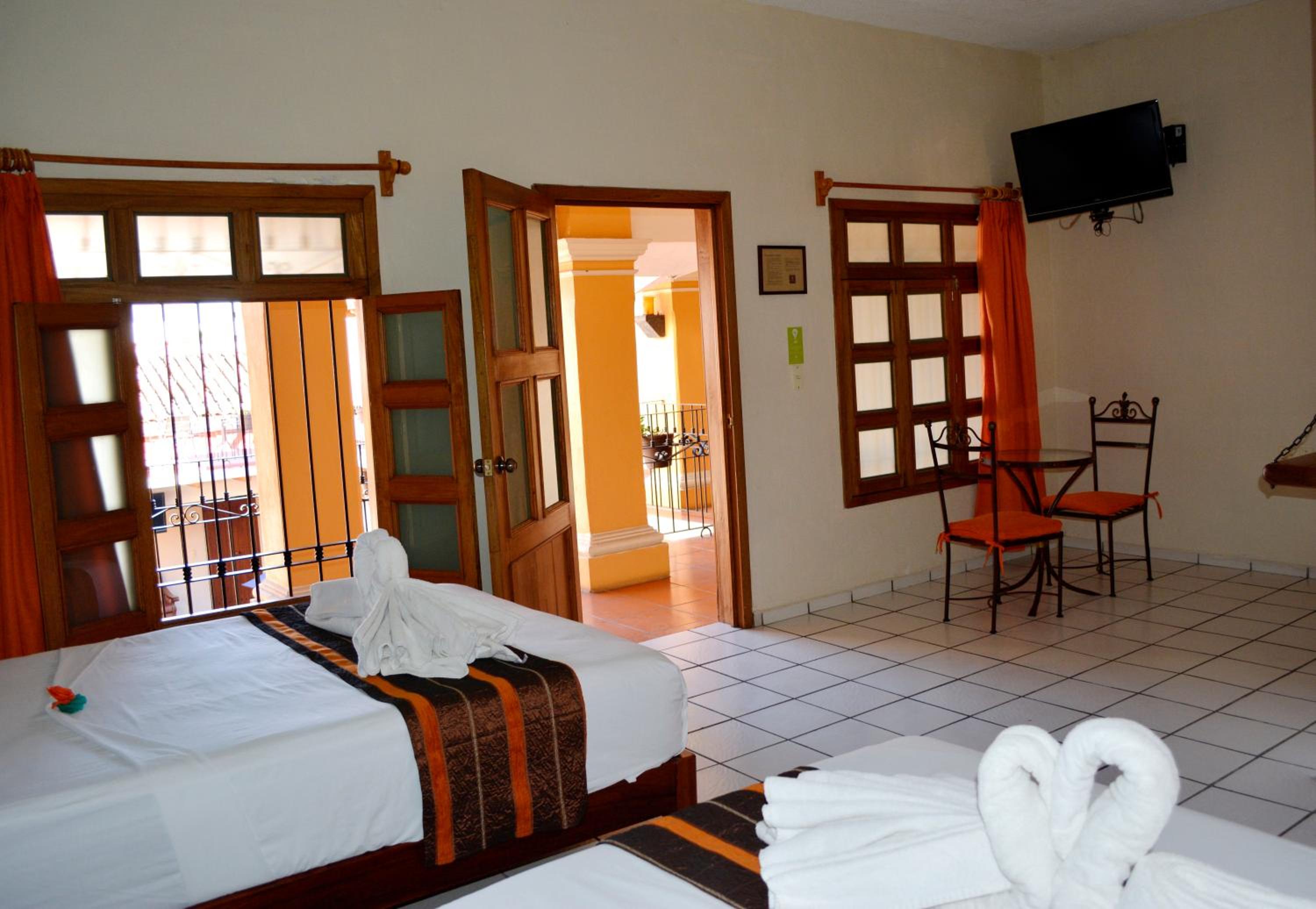 Colima Vacations - Hotel Aldama - Property Image 9