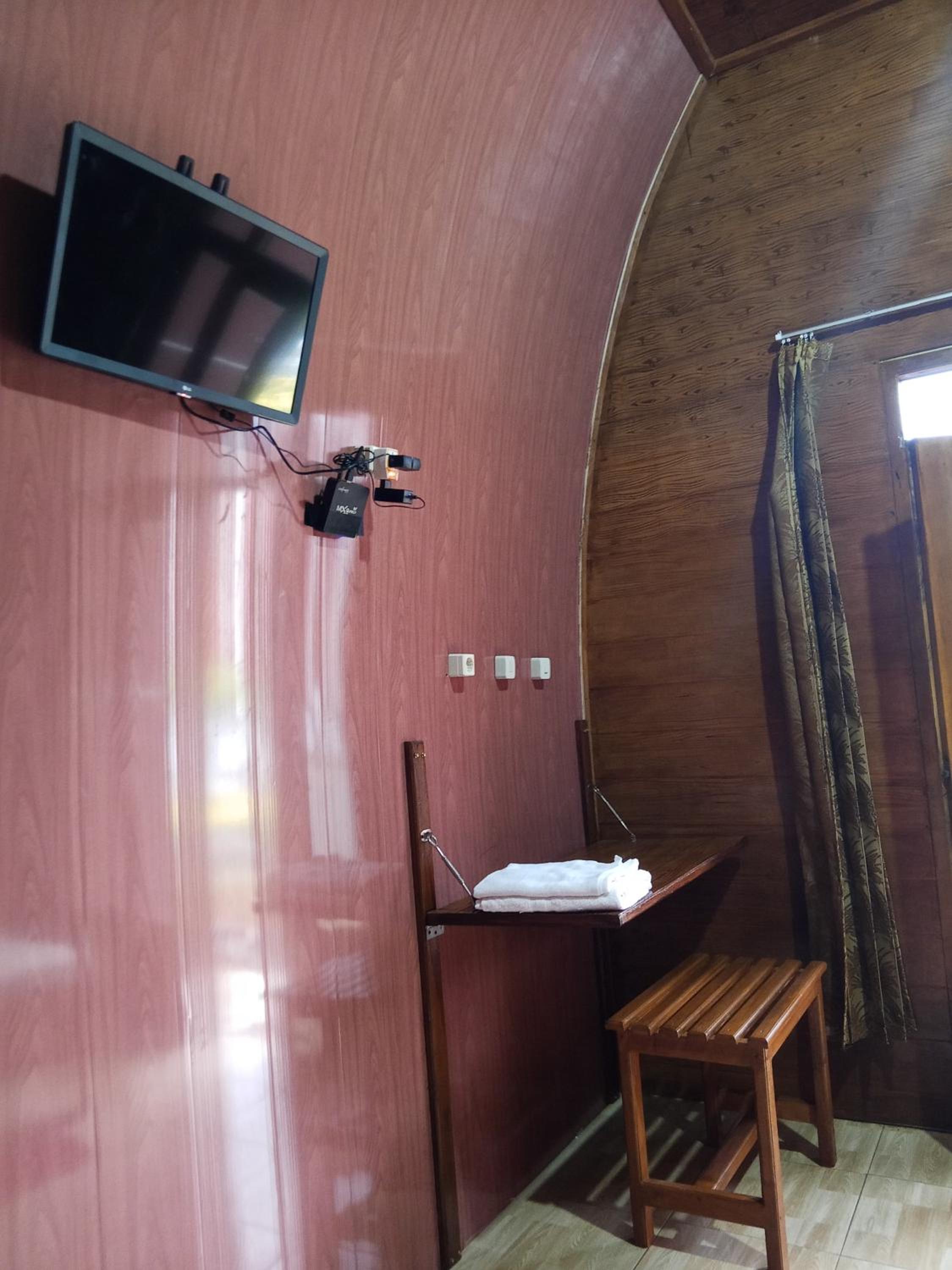 Indah Damai Cottages