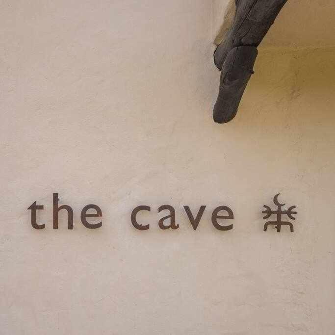 The Cave Tarifa Large Luxury in the countryside