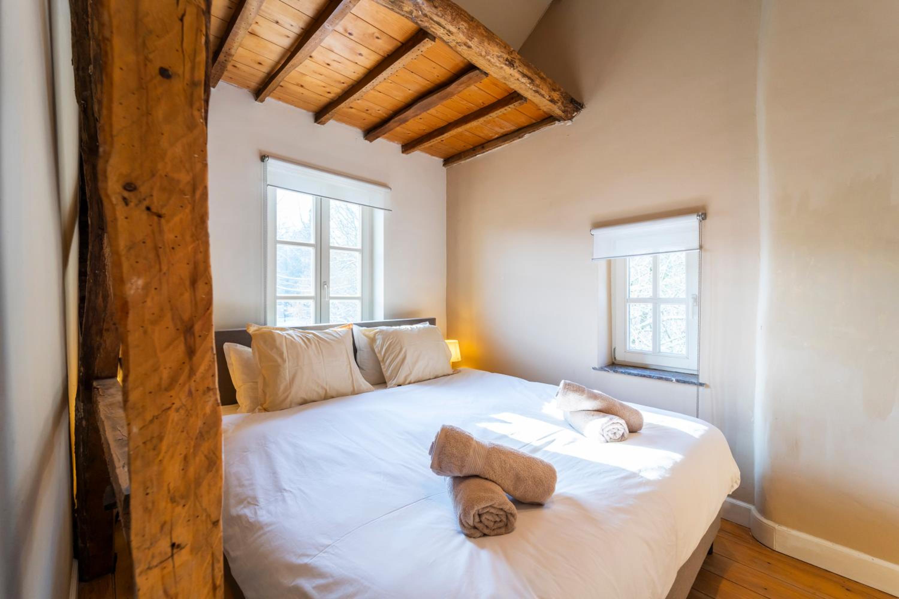 NEW! Unieke vakantiewoning in bosrijke omgeving