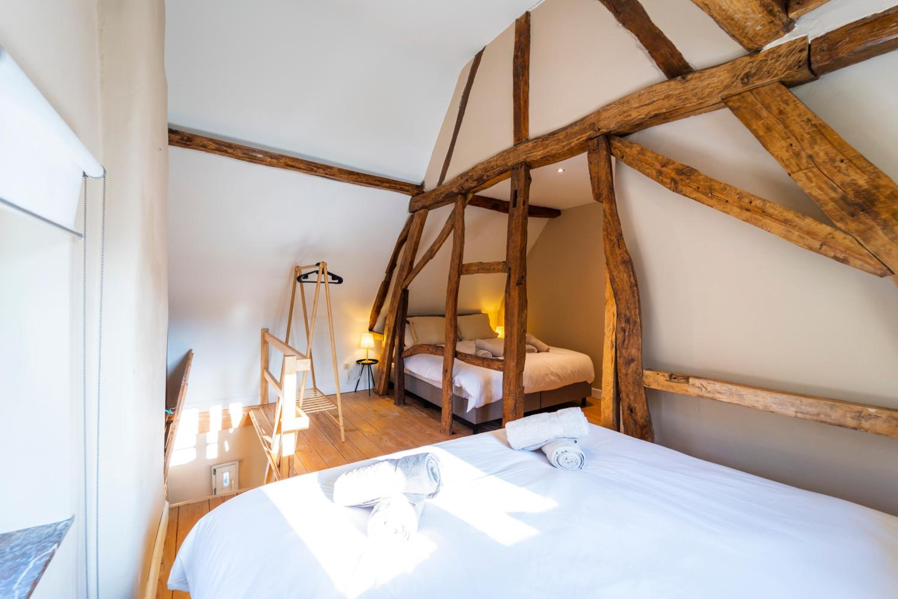 NEW! Unieke vakantiewoning in bosrijke omgeving
