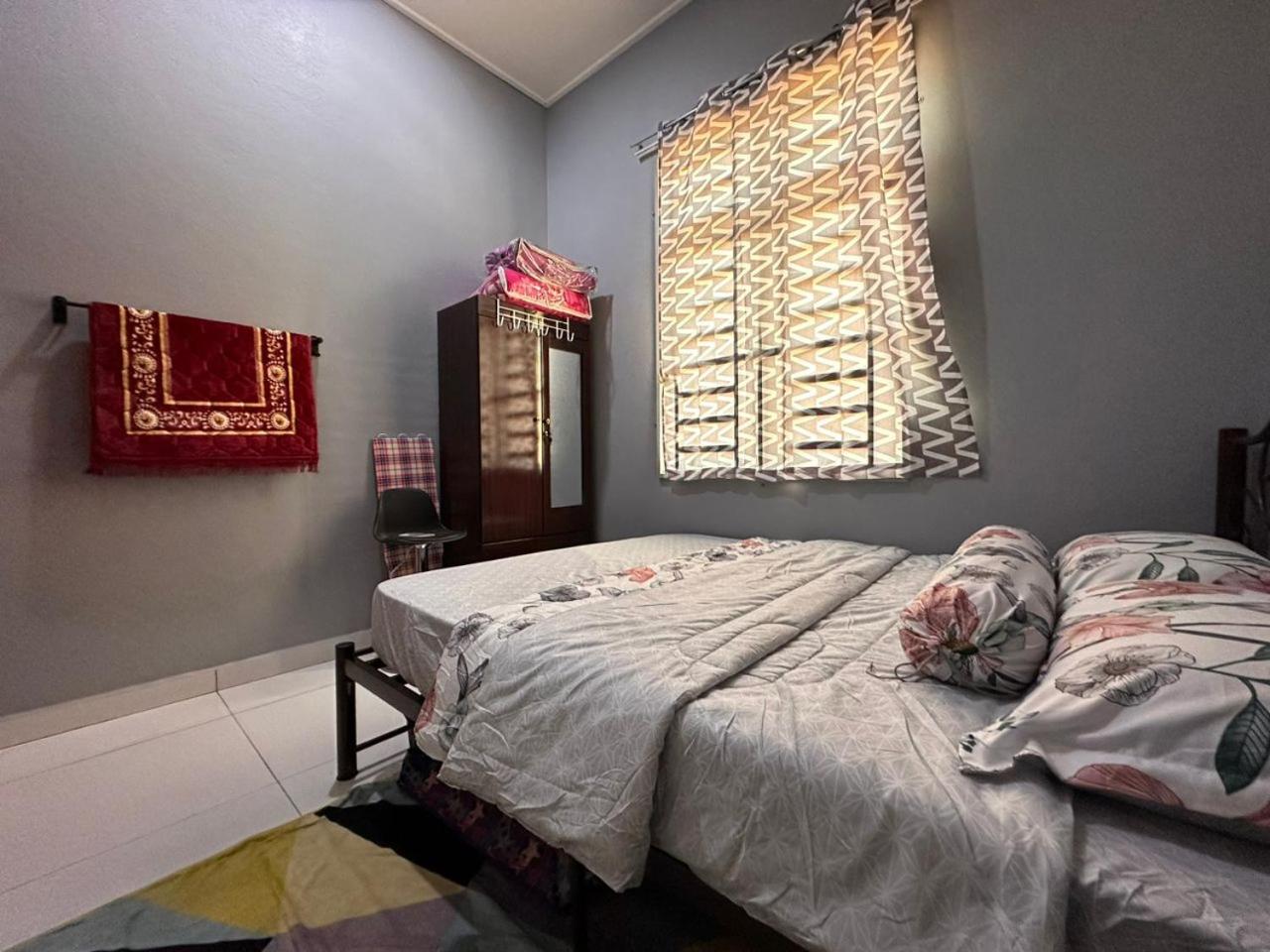 Tok Wan's Studio Homestay photo 6