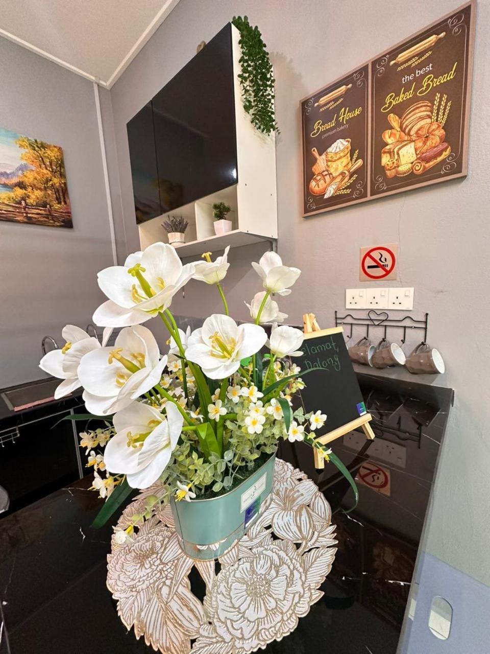 Tok Wan's Studio Homestay photo 7