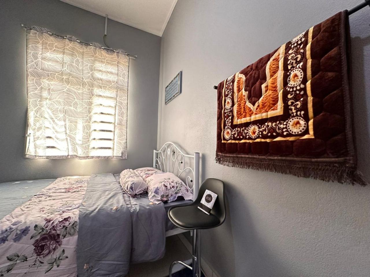 Tok Wan's Studio Homestay photo 8