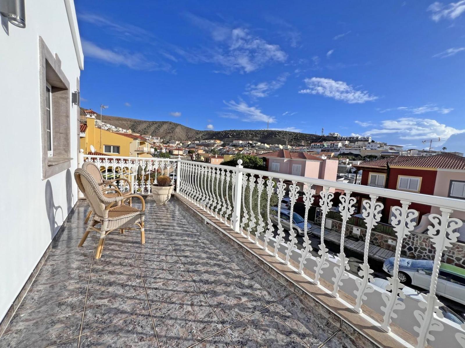 Villa Esmeralda junto al mar