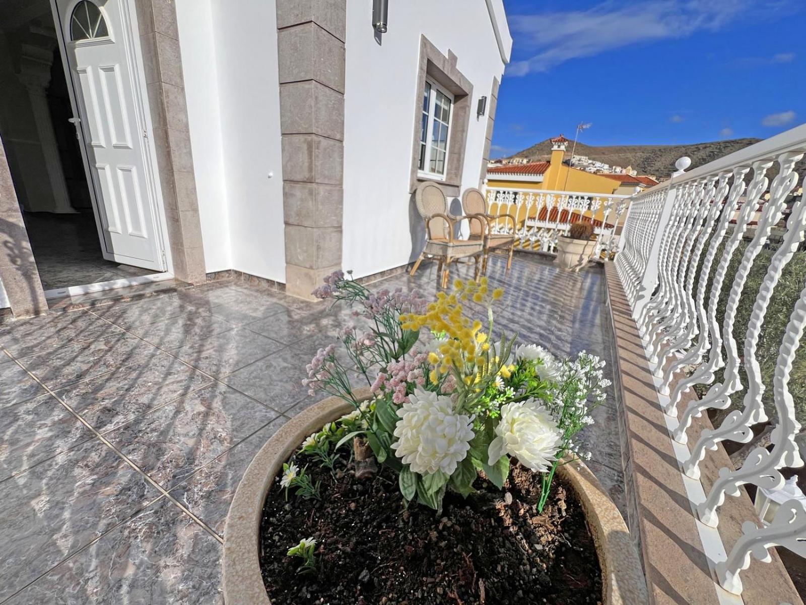 Villa Esmeralda junto al mar