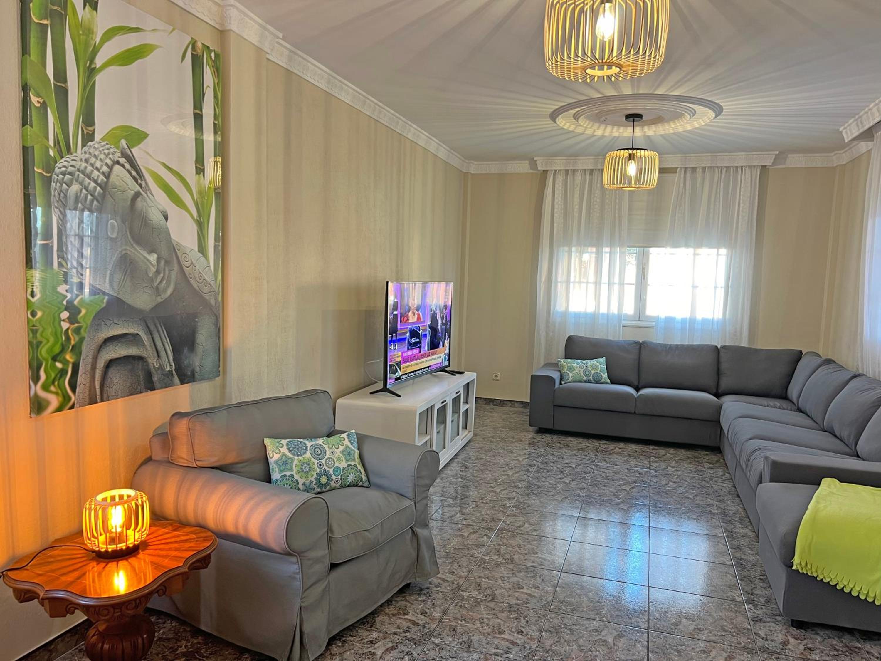 Villa Esmeralda junto al mar