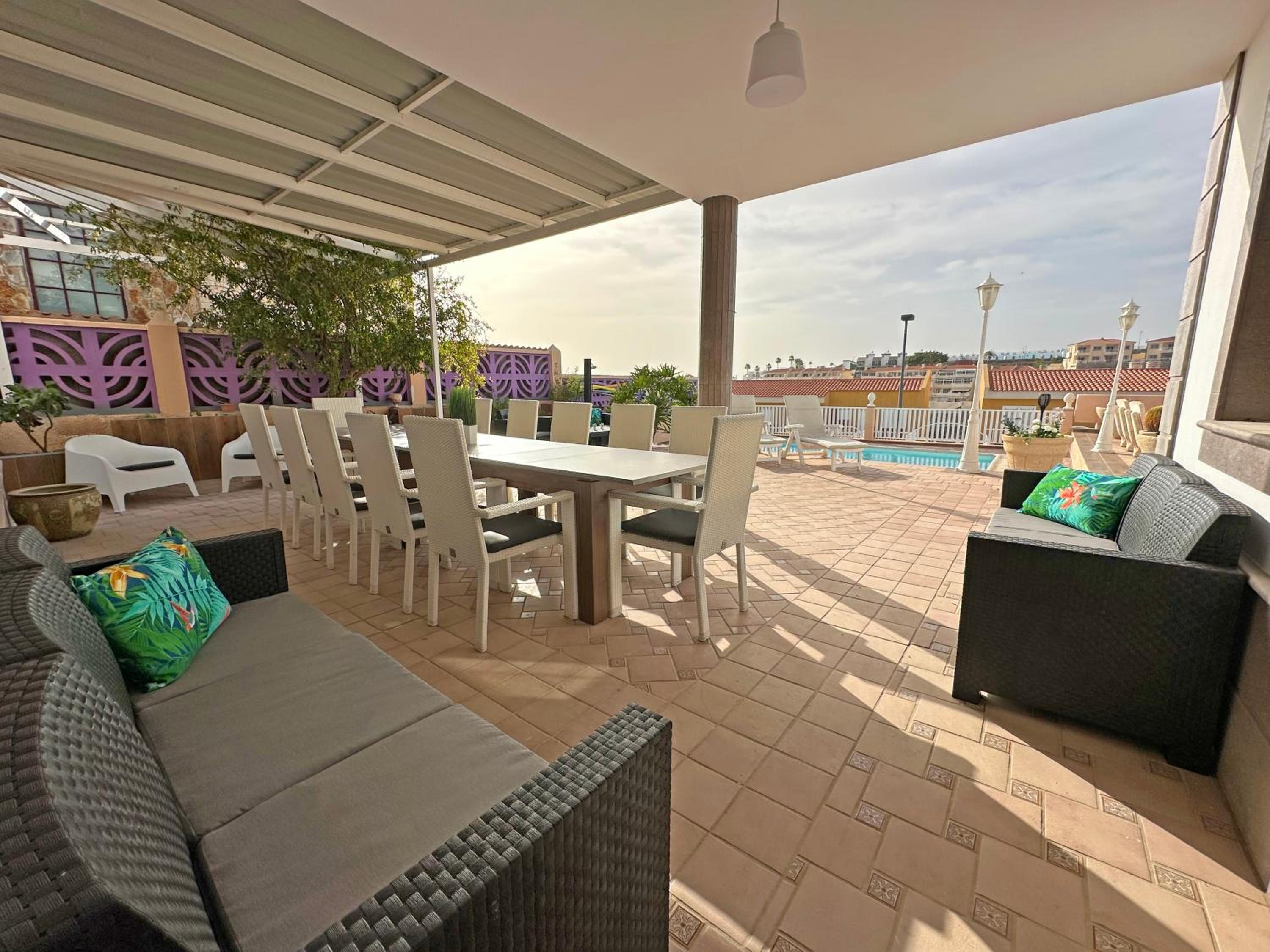 Villa Esmeralda junto al mar