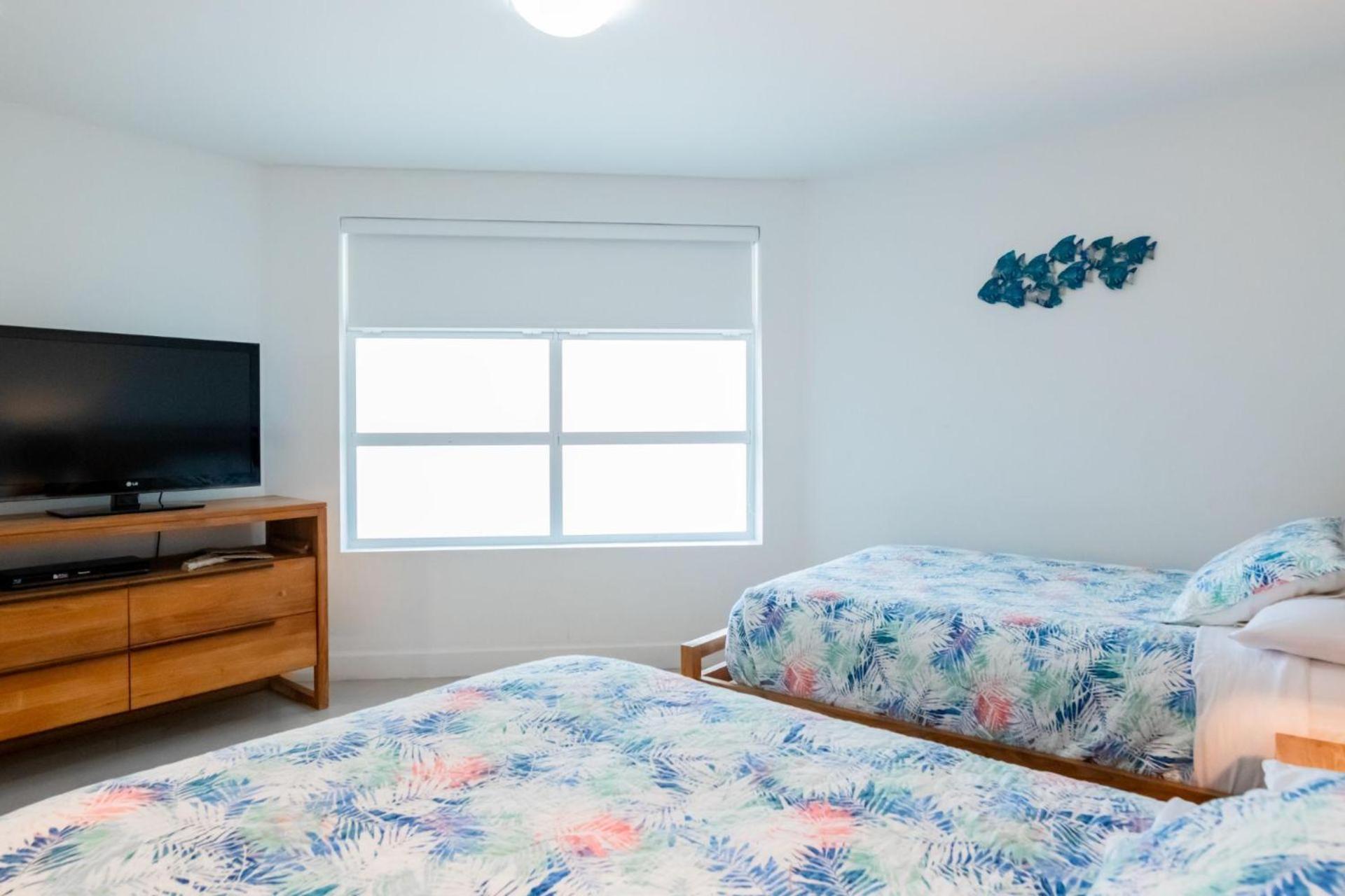 Beachfront - Precious Ruby 2BR condo - BC355