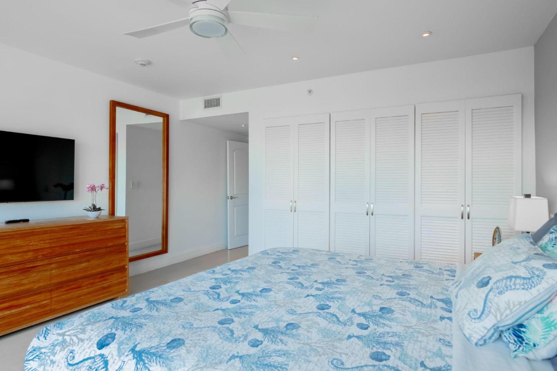 Beachfront - Precious Ruby 2BR condo - BC355