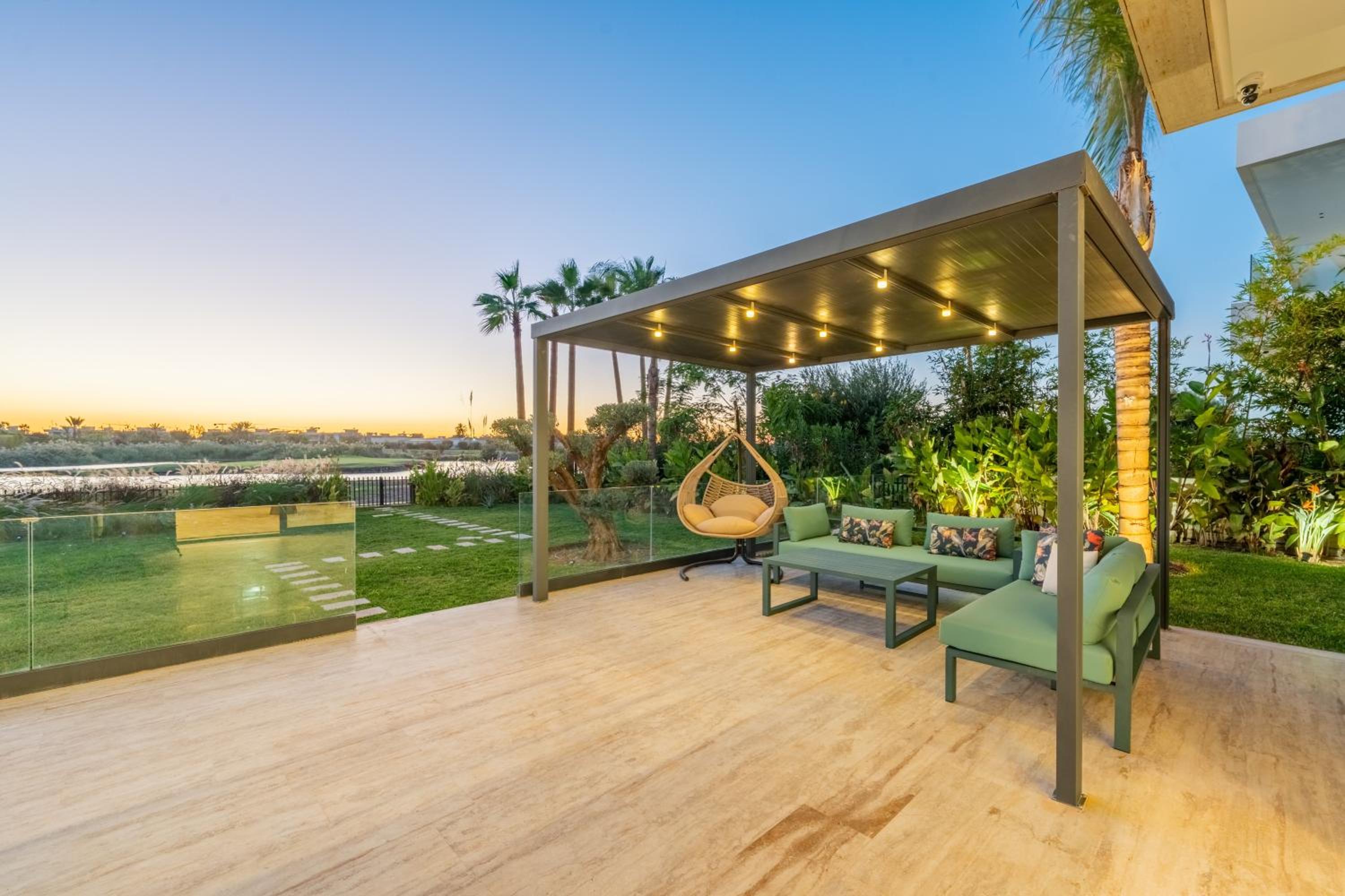 Villa Talia, Luxury Stay, Golf & Lake View view 2