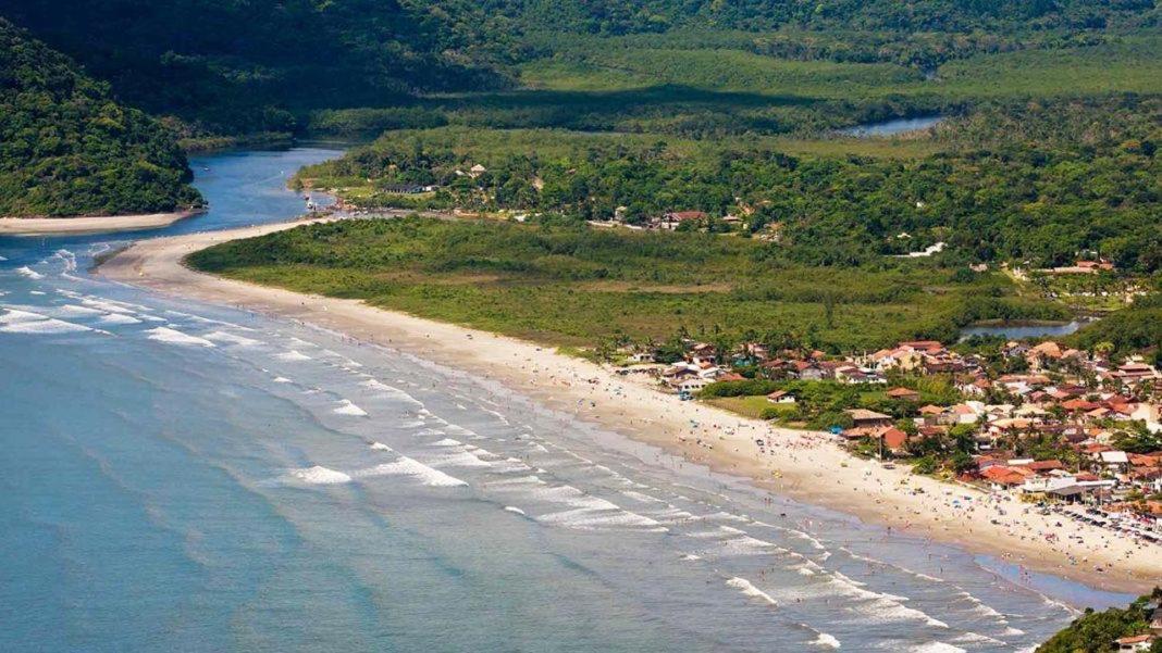 Piscina Aquecida Quartos com Ar cond 700m Praia