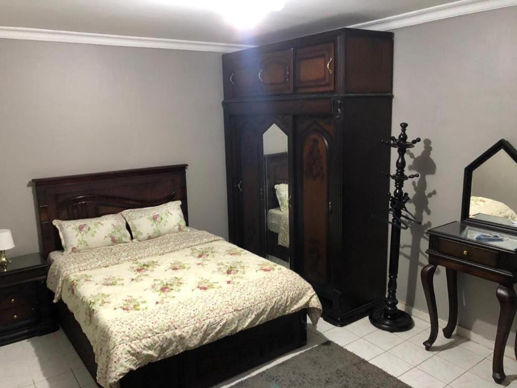 Furnished Flat for Rent Prime Location in Rehab City
