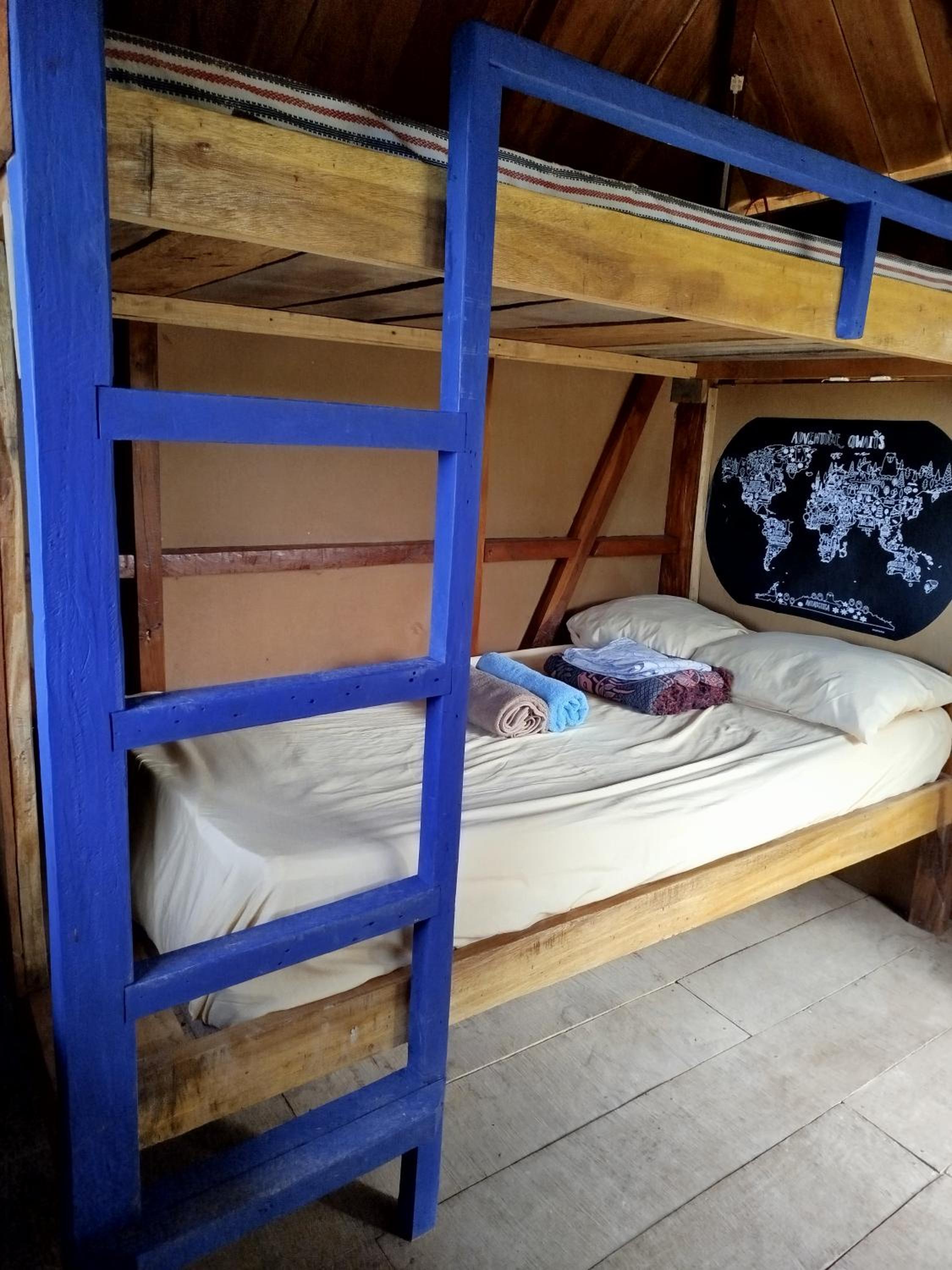 Sustainable, Off-Grid and Organic Cabins on a Farm in a Secluded Cloud Forest, Ultra Low Carbon Footprint, 4x4