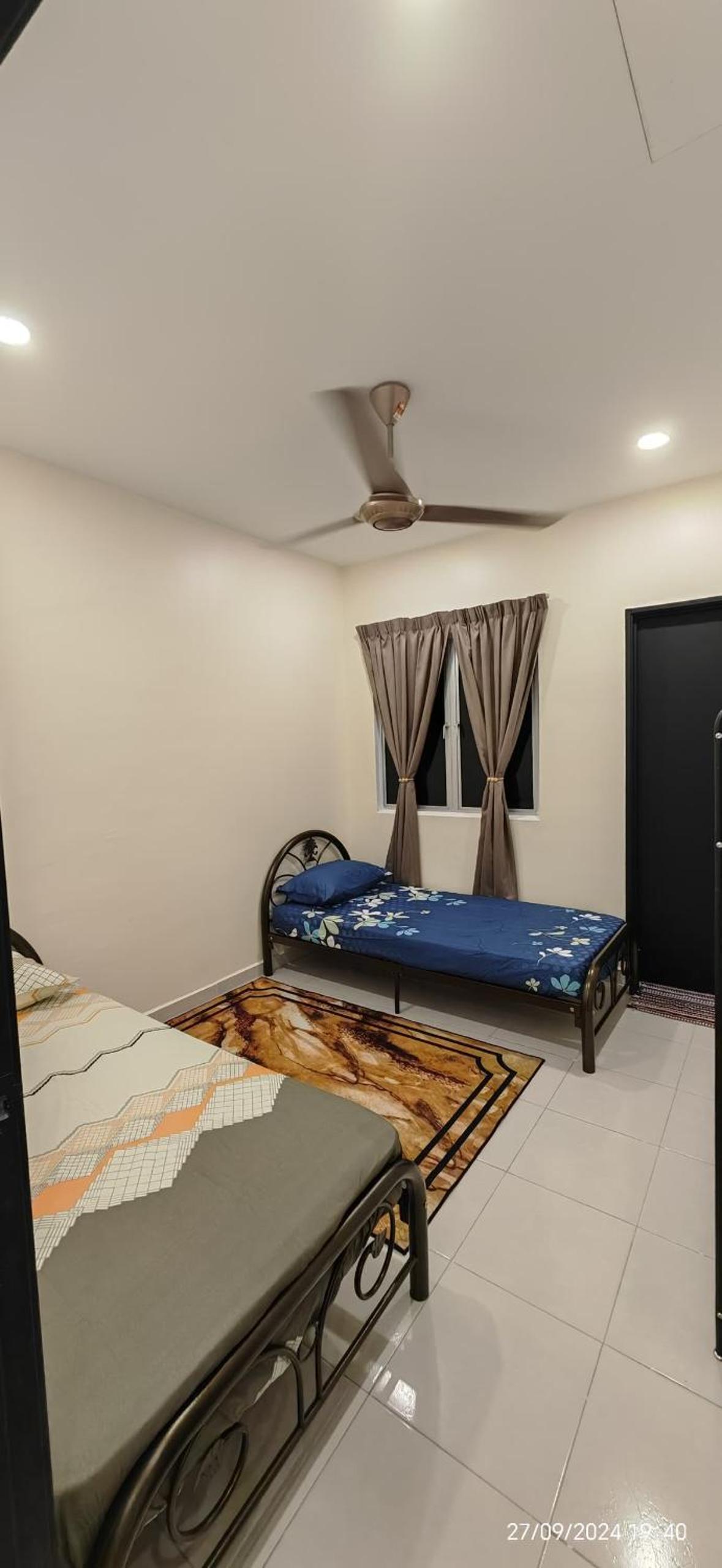 DMarina Homestay