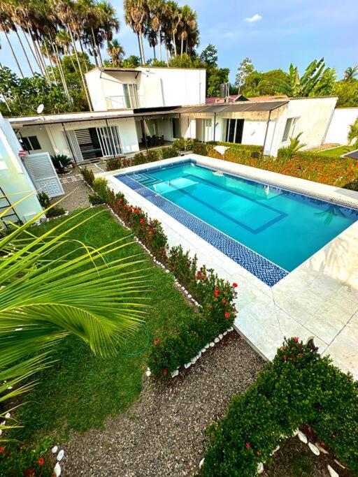casa quinta Villavicencio Apiai