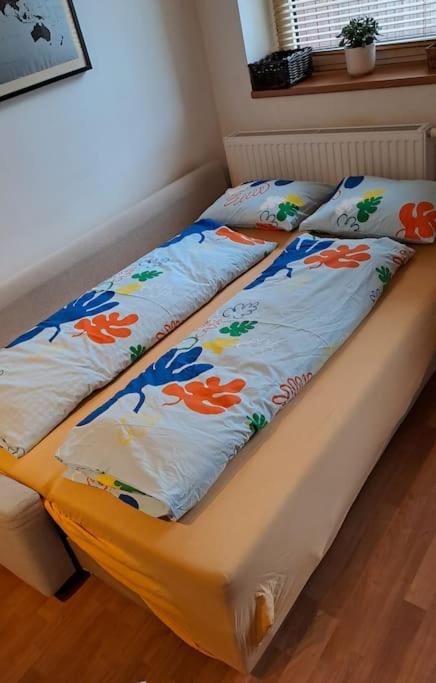 HARRADISE Plně vybavený apartmán pod Mumlavským vodopádem, na cestě na HŘEBENY, nejlepší VÝLETY v okolí, ZAHRADA pro relax i děti, LESY a turistické TRASY 