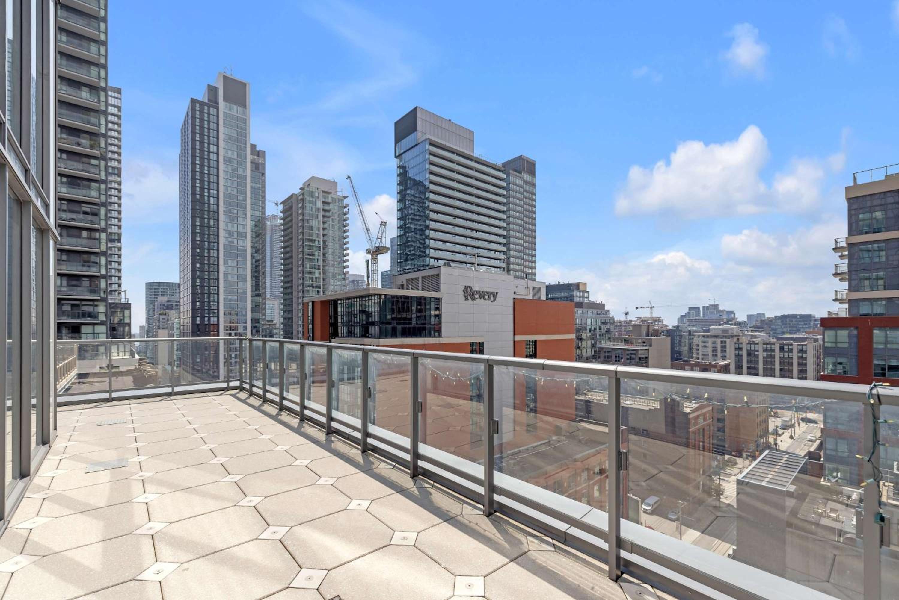 Prime 2BR Condo Massive Patio & Parking