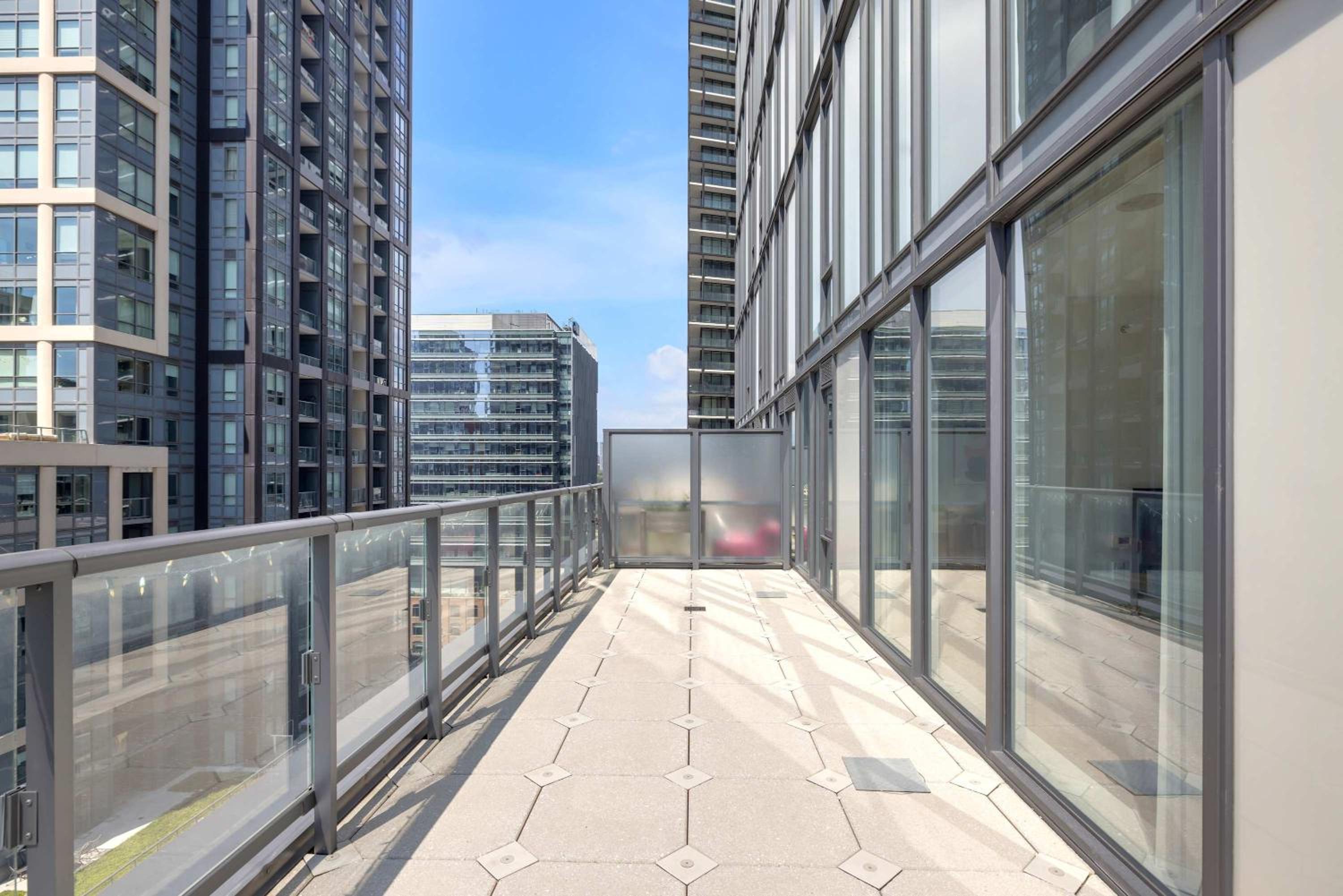 Prime 2BR Condo Massive Patio & Parking