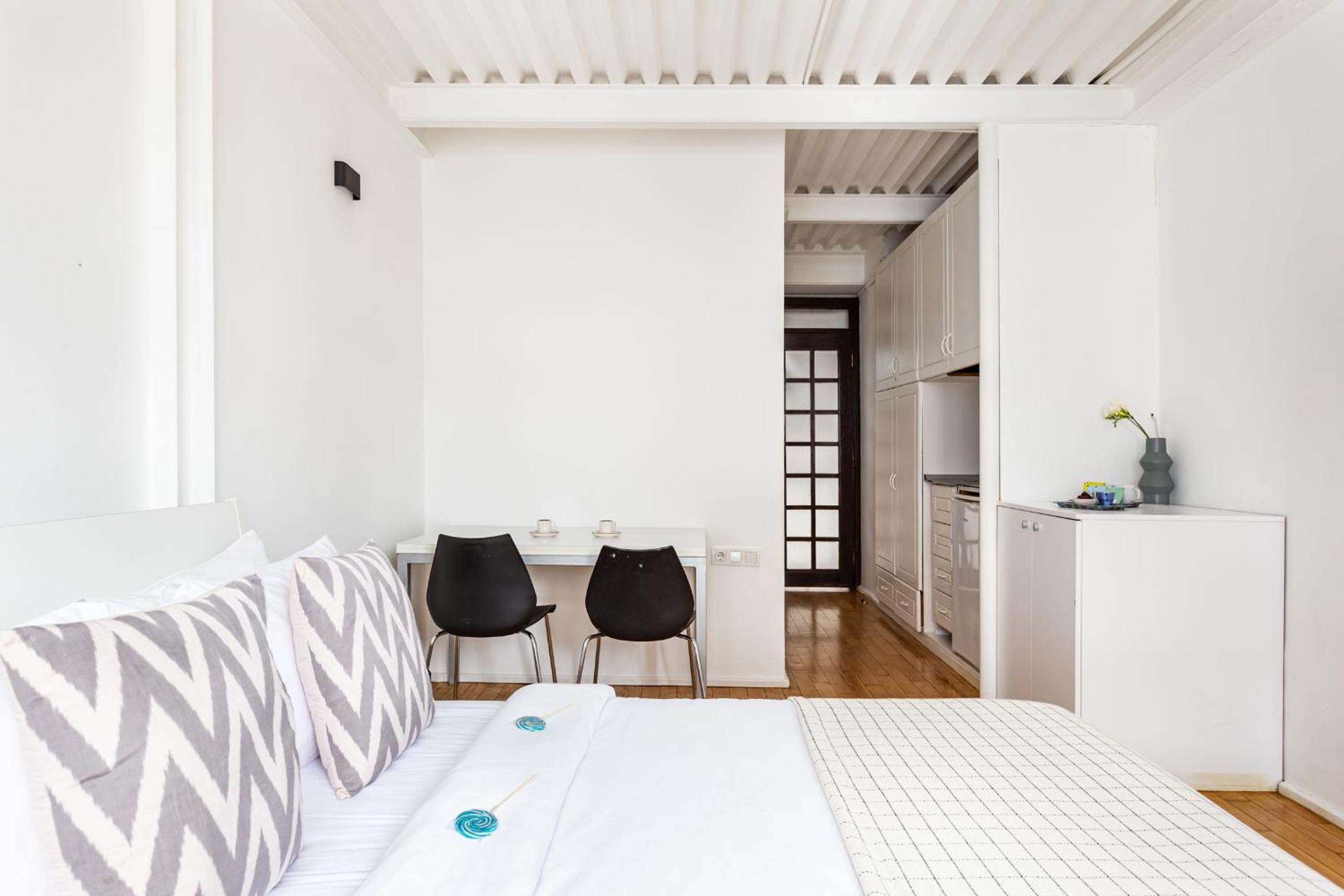 BLUE PERA HOUSE