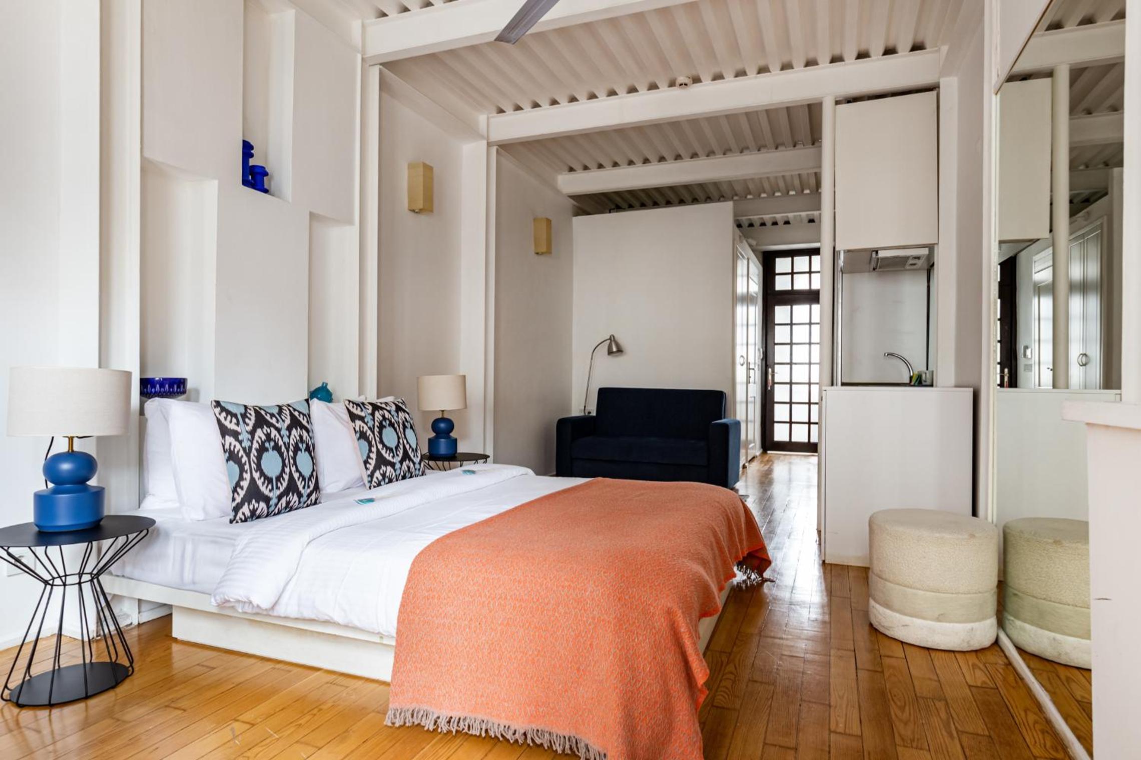 BLUE PERA HOUSE