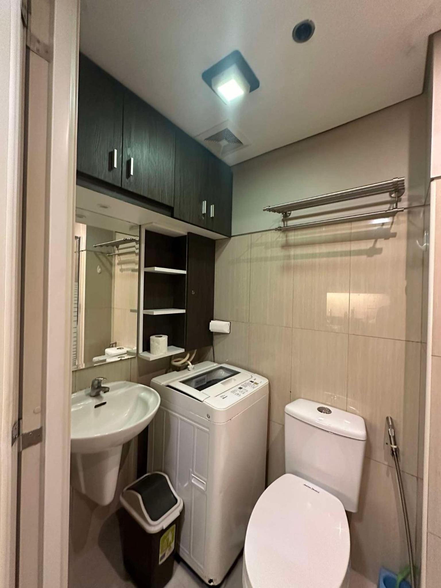 Shell Residences Staycation near SM MOA view 3