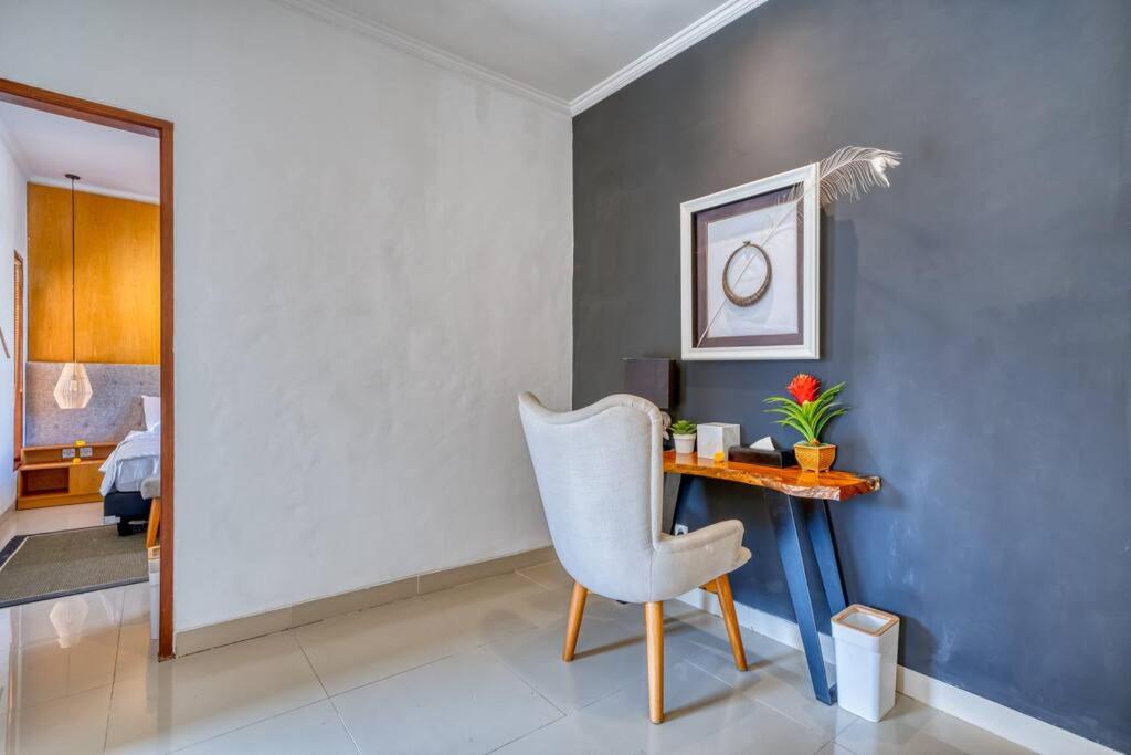 3 Bd Pvt House with big common pool and Gym view 5
