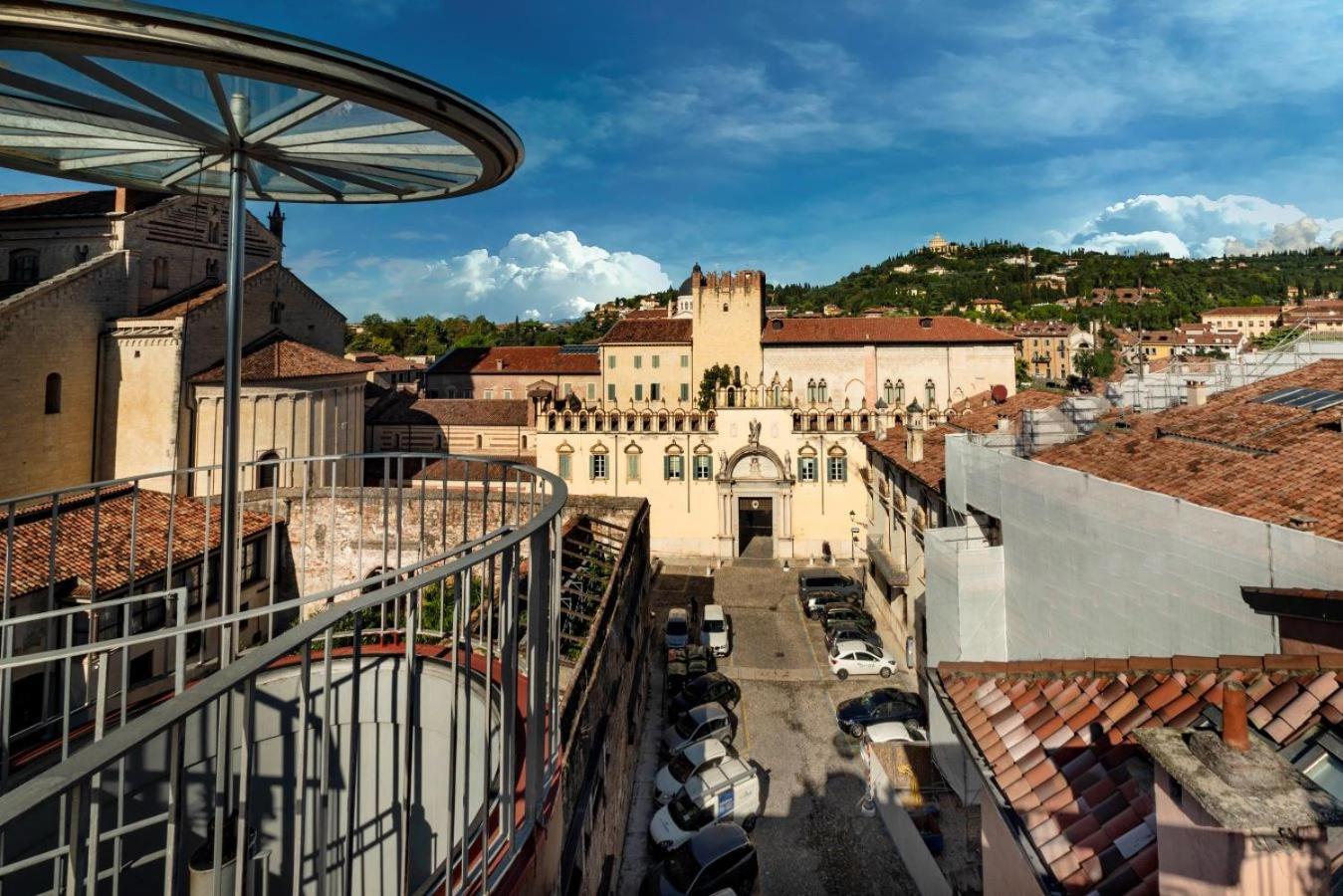 Italianflat - Piazza Vescovado Terrace view 4