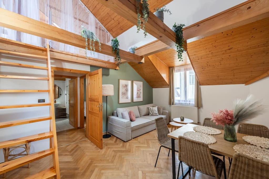 Delux Romantic Stay Prague
