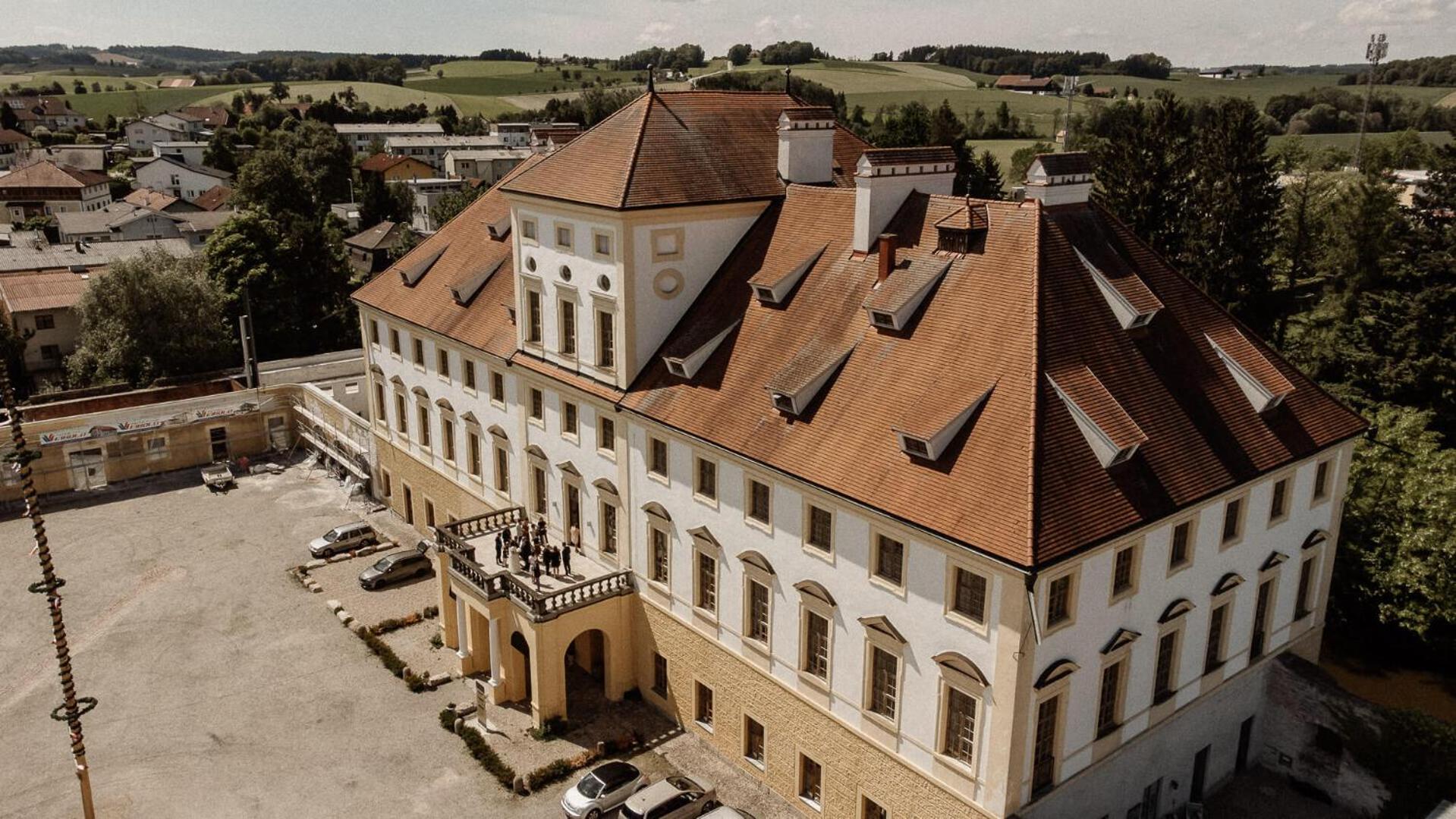 Elegant Castle Escape Near Austria Top Thermes
