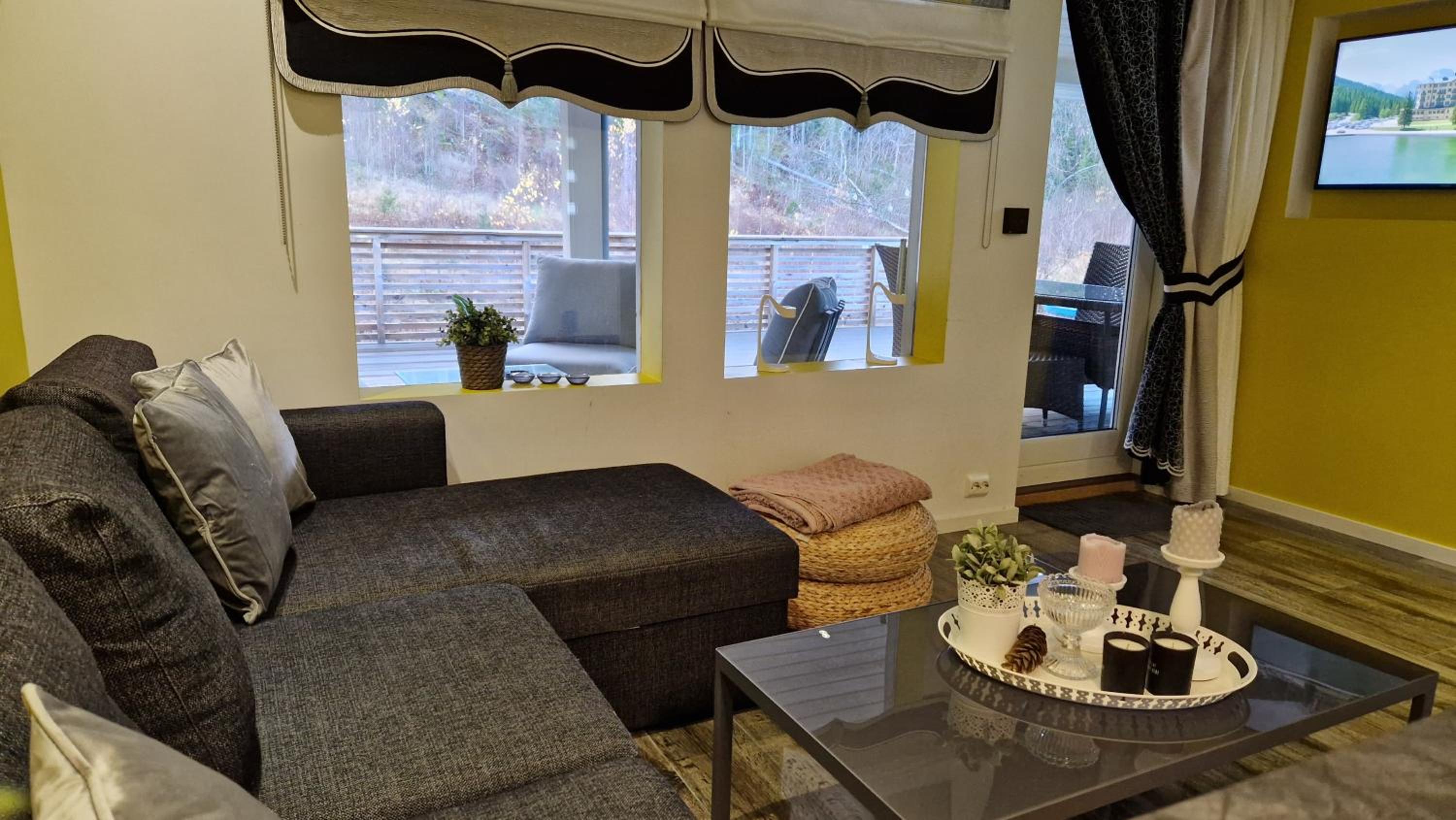 Cozy 2 rooms apartament close to the nature view 4