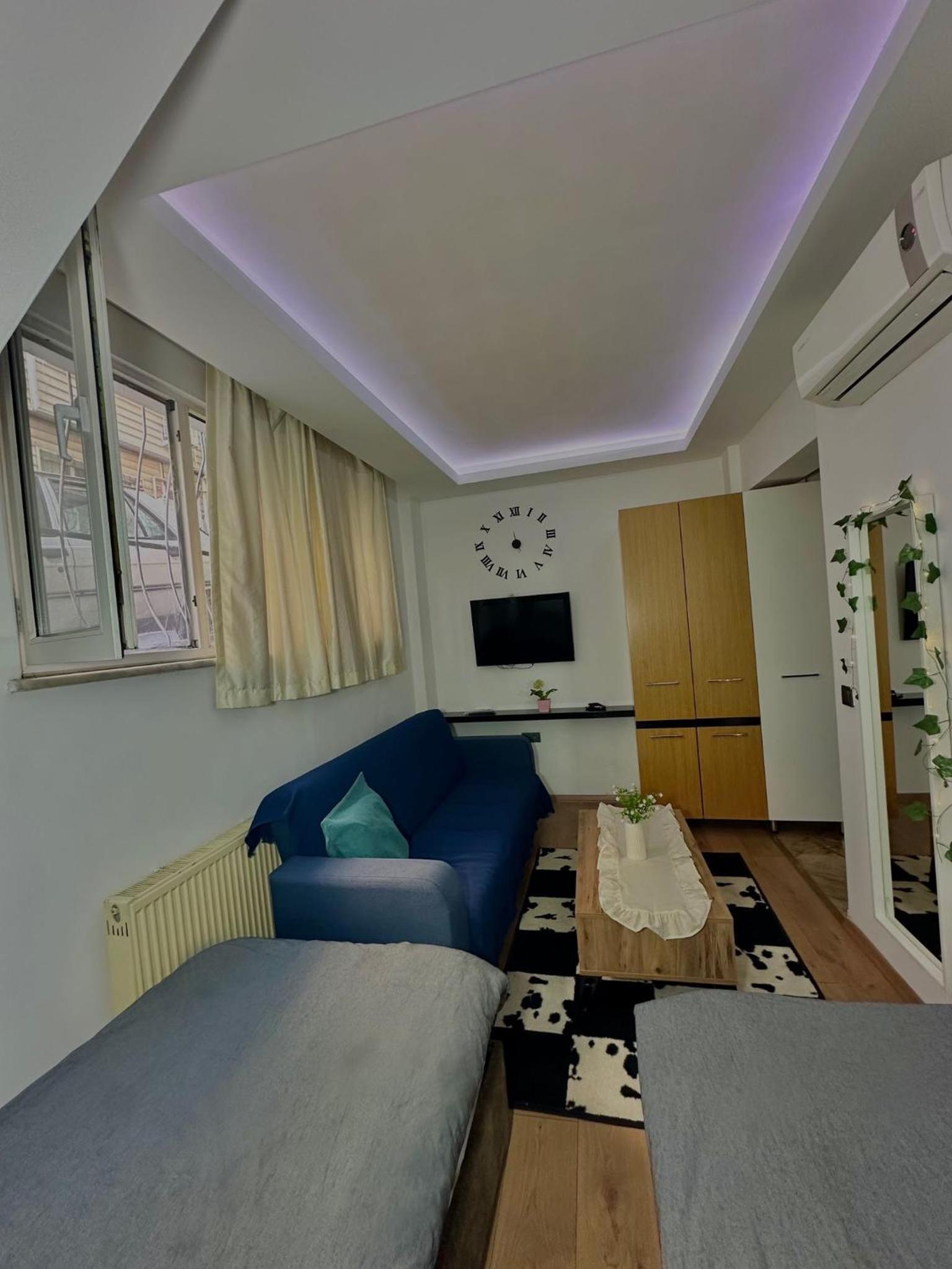 Sweet Family House