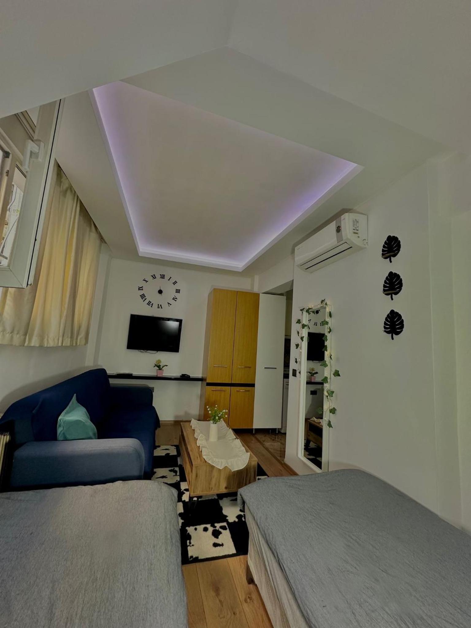 Sweet Family House