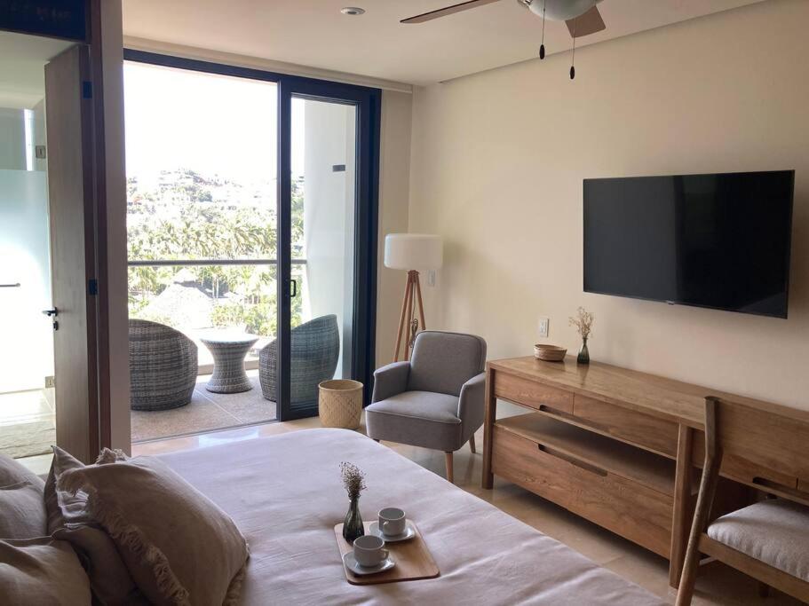 Beautiful Oceanview Apartment in Zantamar