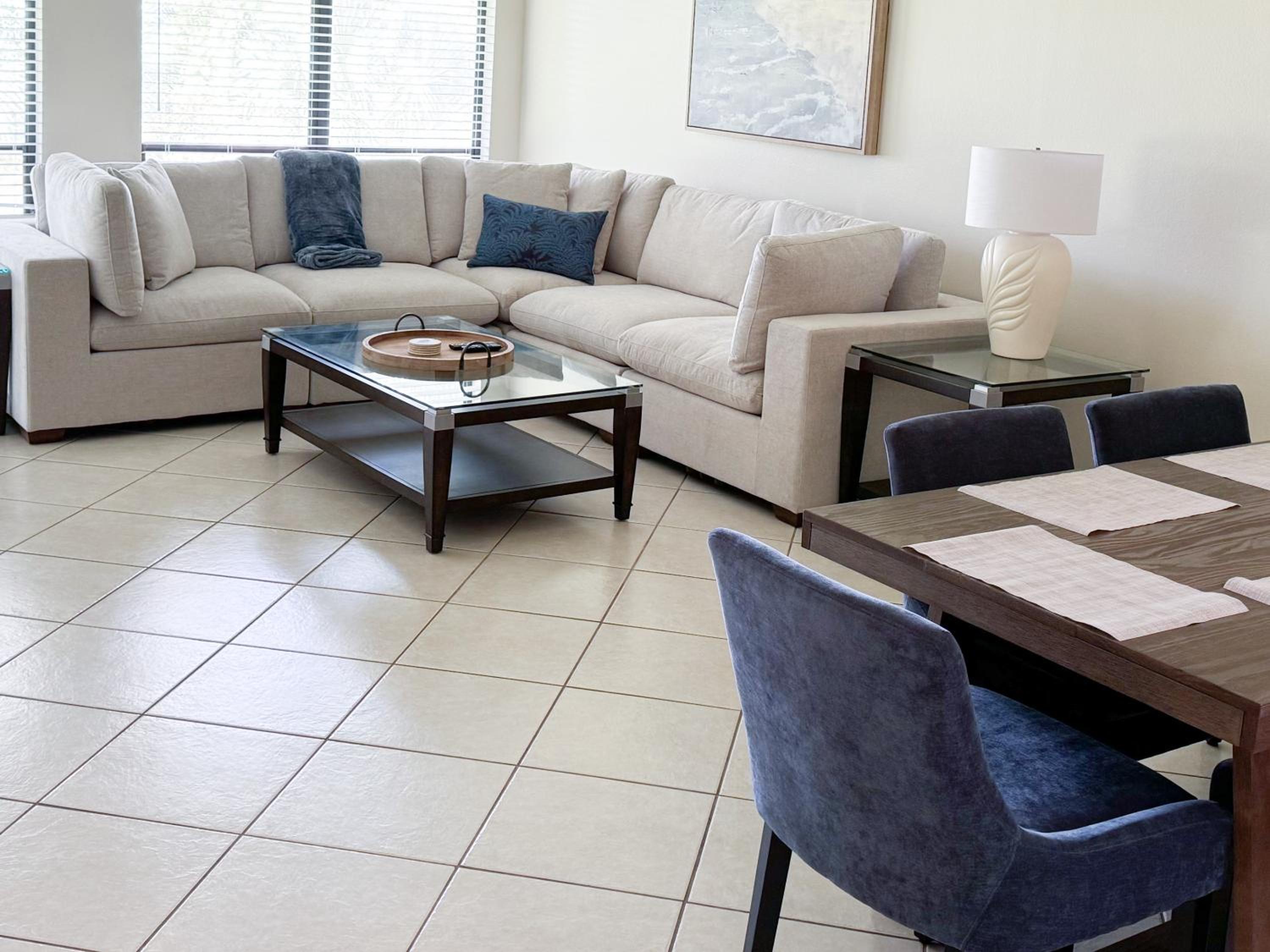 Newly Updated 2BR 2BA Resort style getaway with heated pool view 3