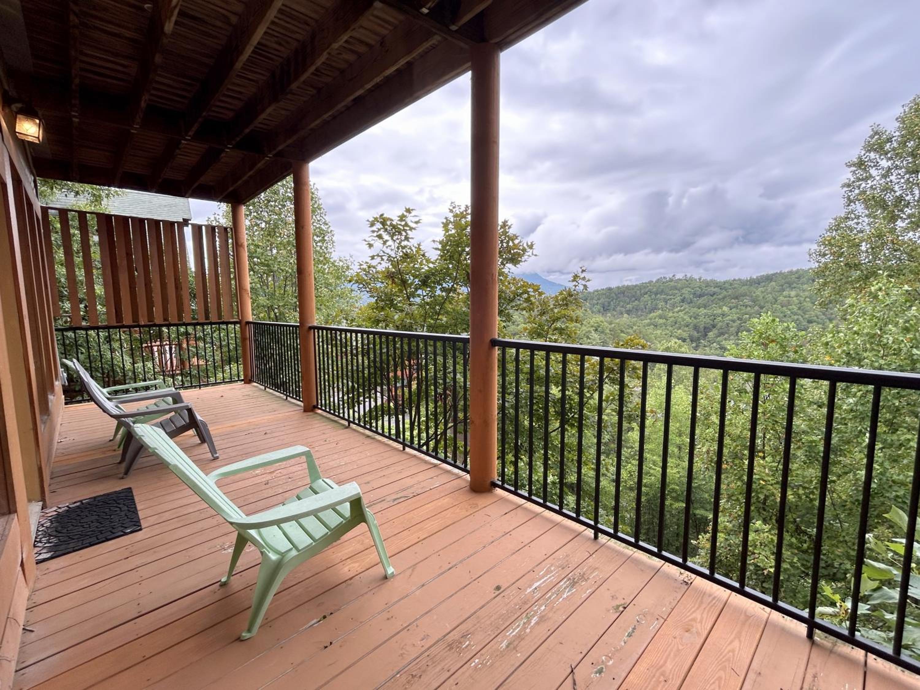 Wild Mountain Honey 3 Bedroom/3 Bath Home with Home Theater view 3