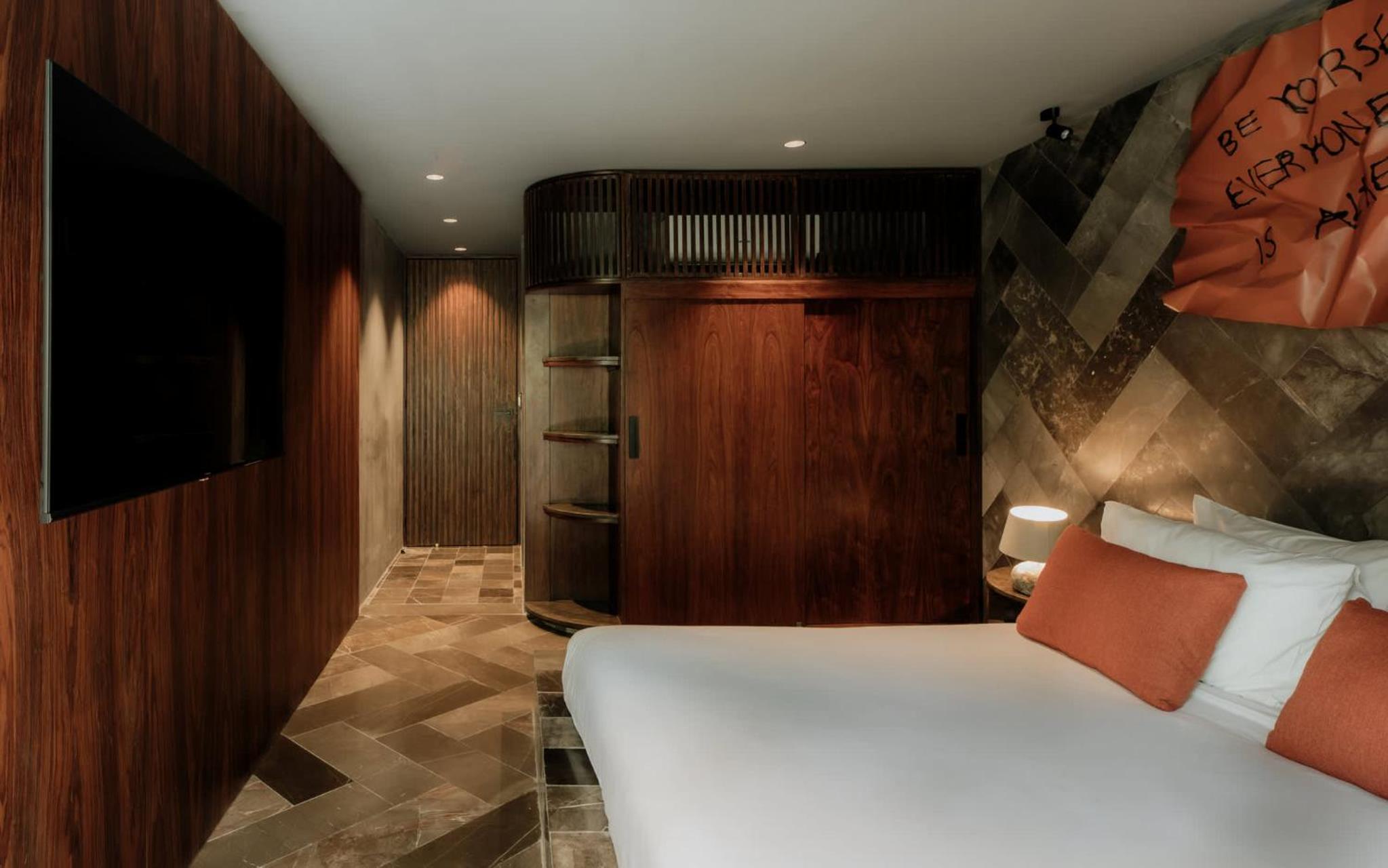 Barneys New York Luxury Orange Condo view 5