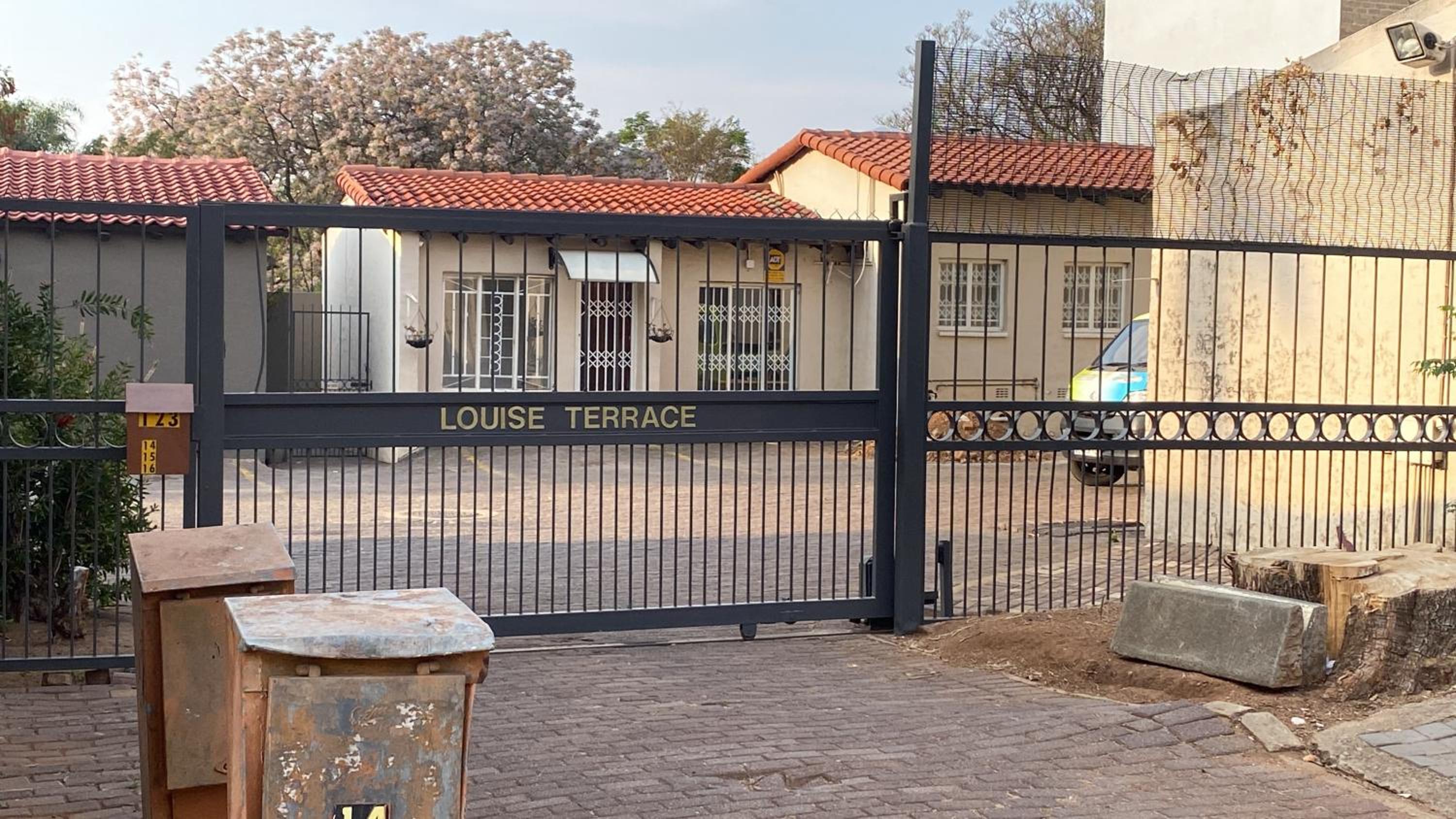 Terrace House Rivonia