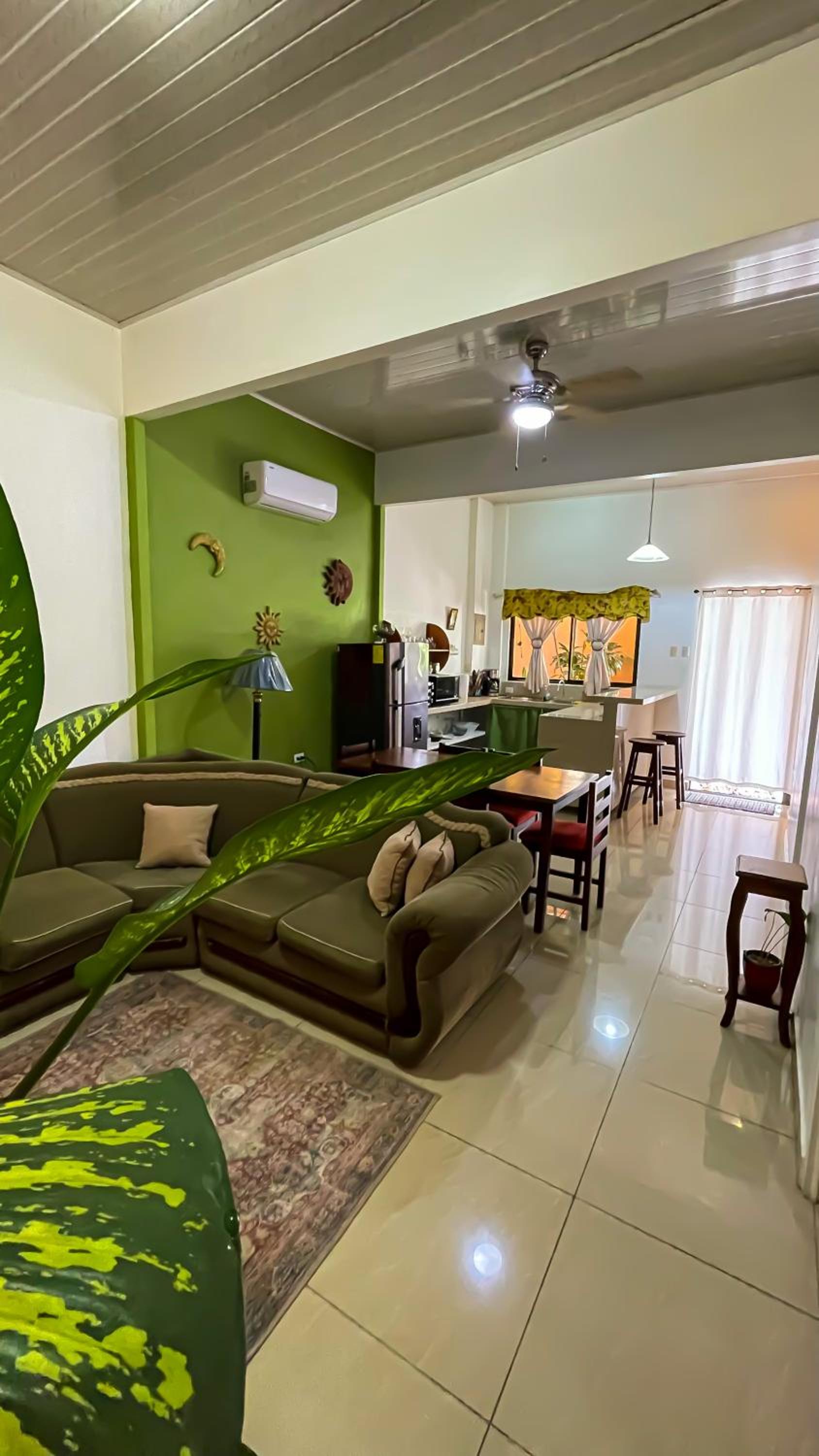 SWEET HOME PRIVATE JACUZZI AND POOL ac