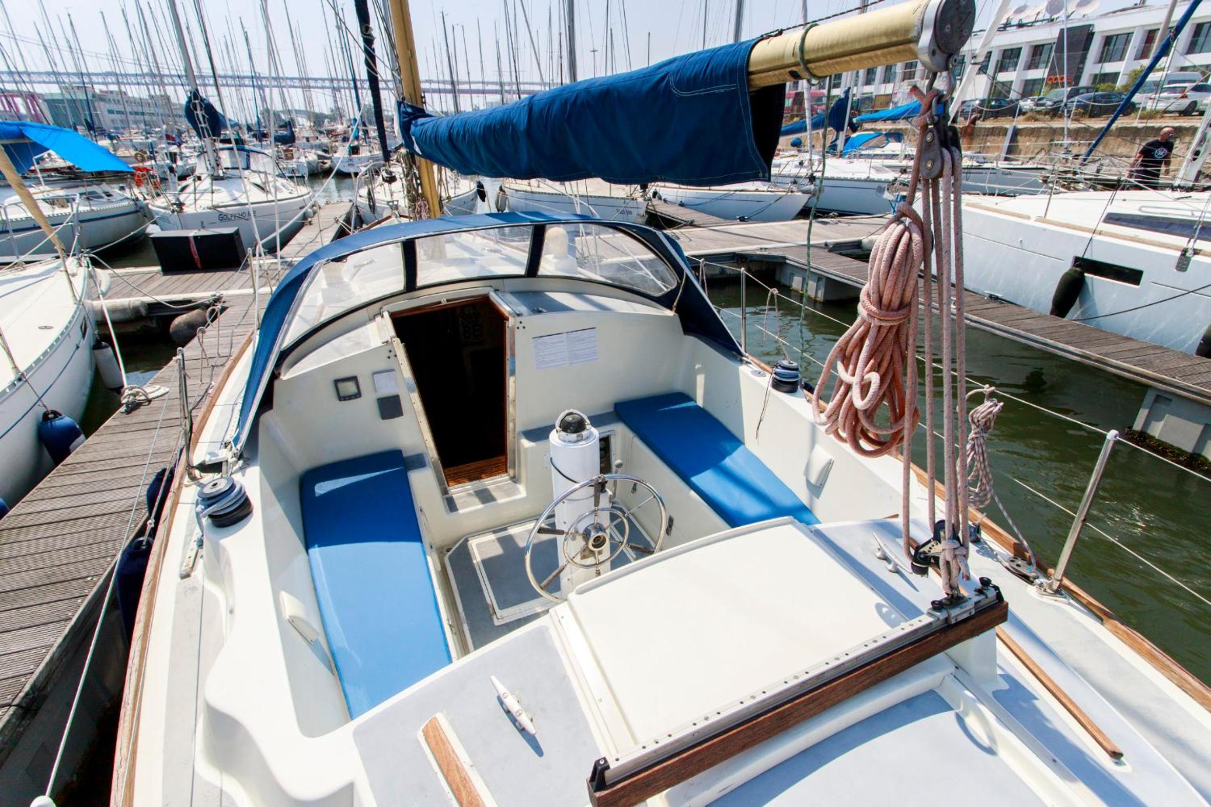 Novo Evamia Boat view 2