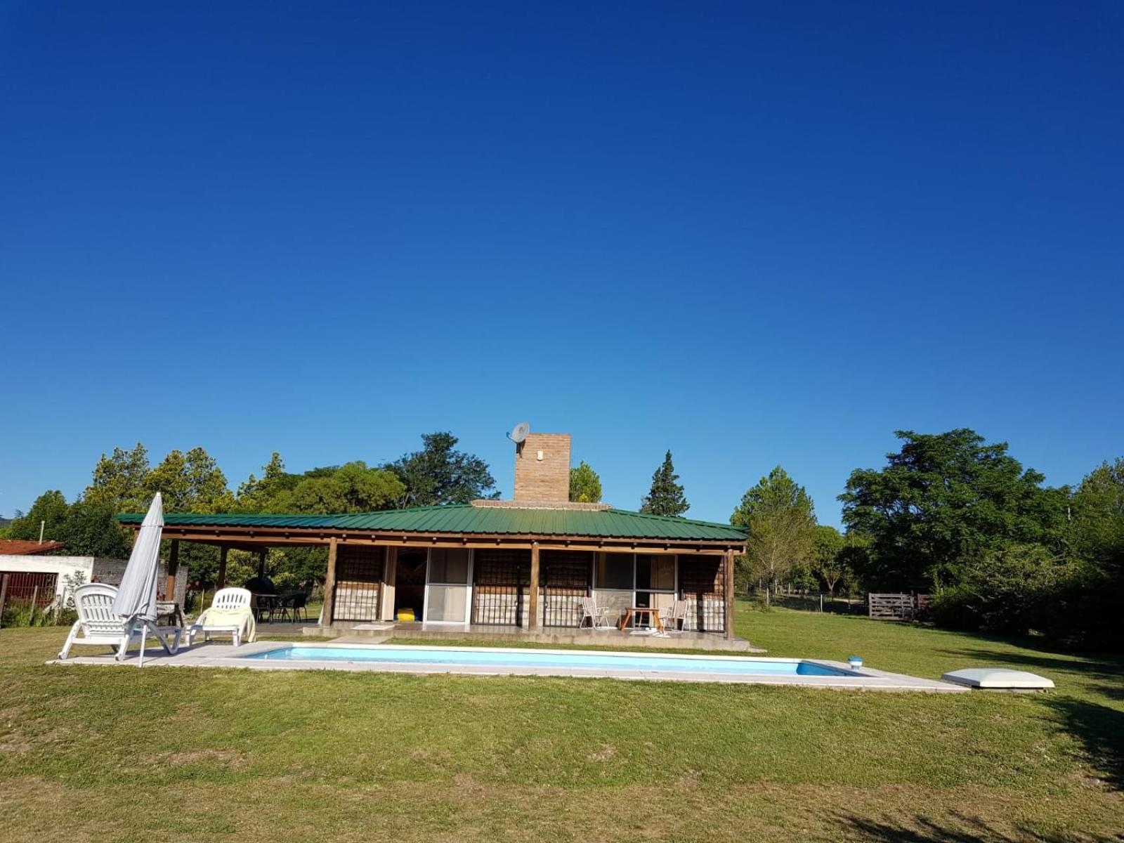 CASA DE CAMPO - YACOANA Valle Hermoso