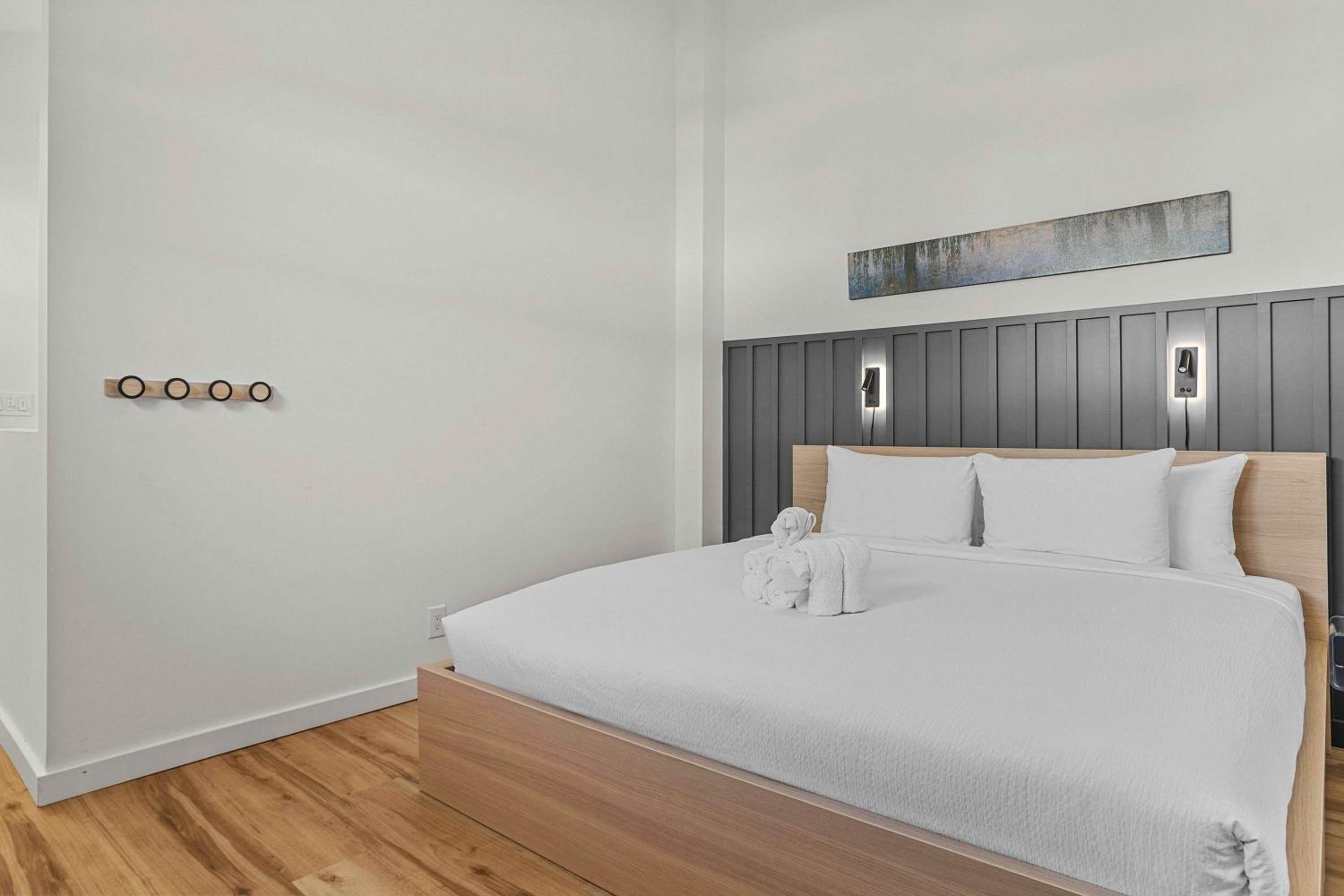 Freshly Remodeled - 2 King Beds- Breathtaking Views