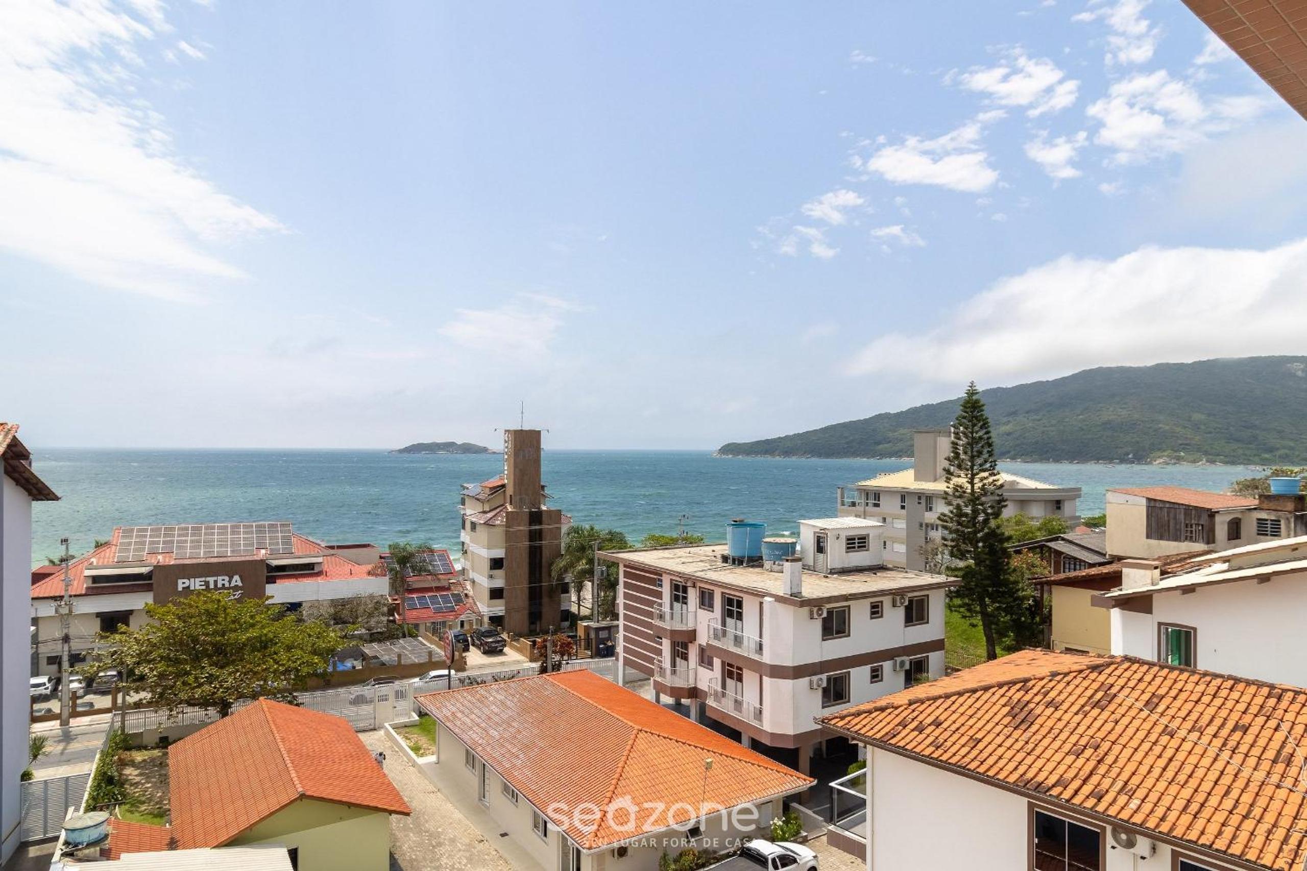 Apartamentos a 140m da praia Floripa-SC IAPs